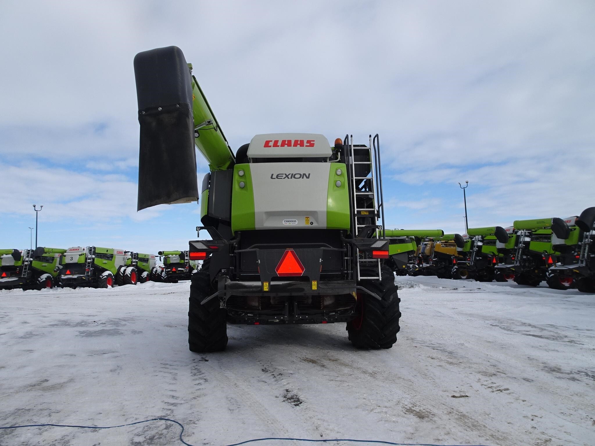 2022 Claas LEXION 8700 Combine