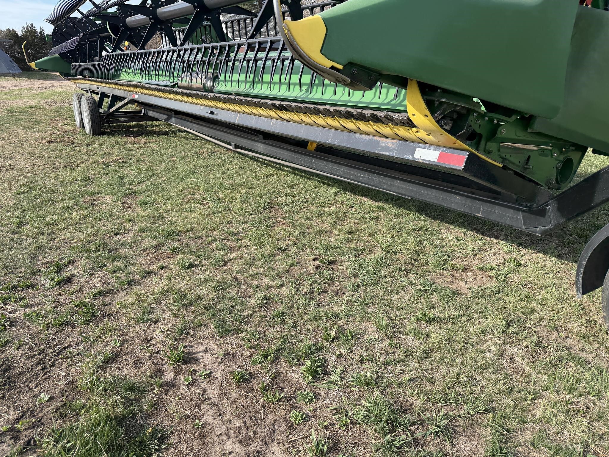 2022 John Deere RD40F Platform