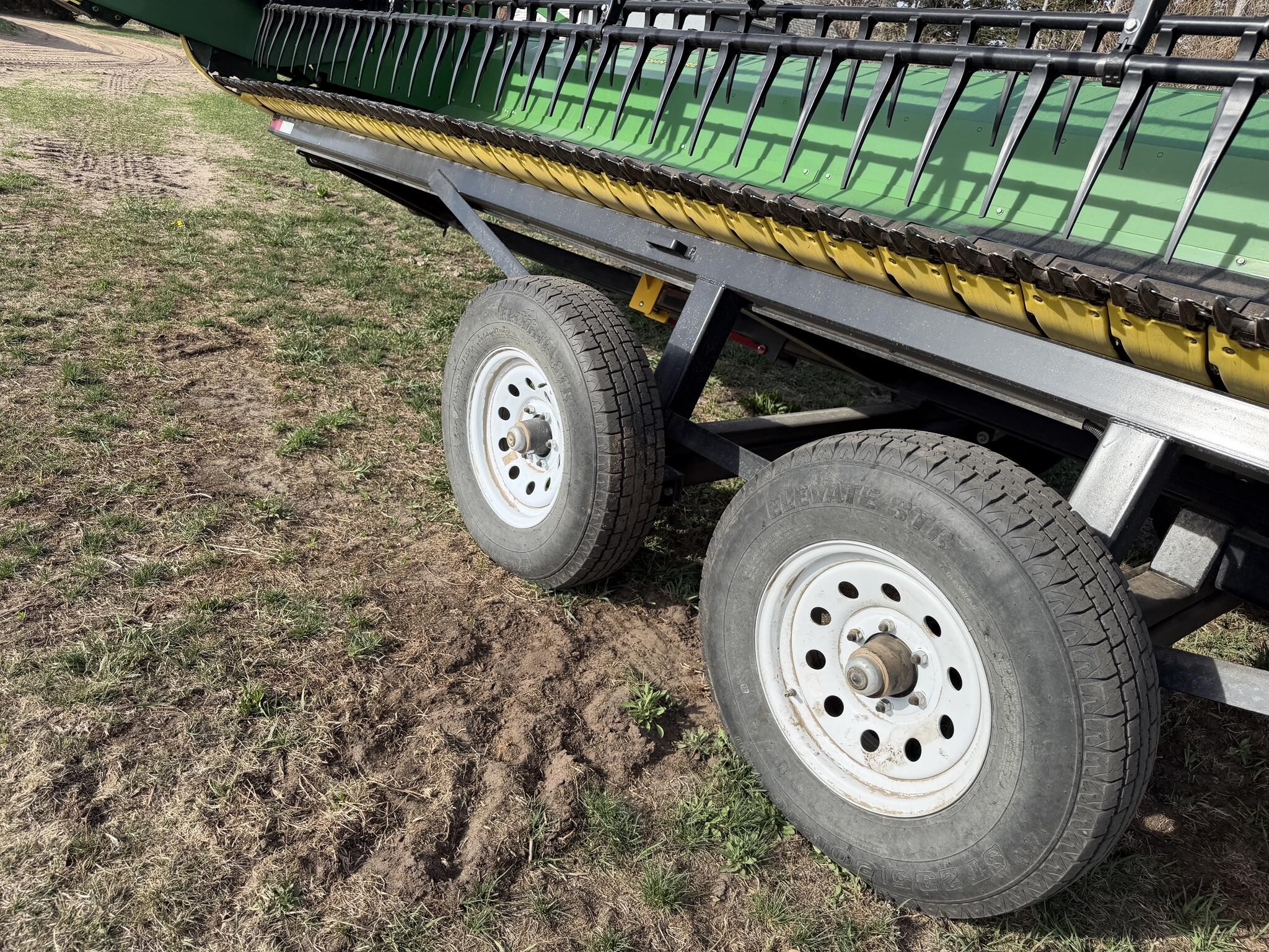2022 John Deere RD40F Platform