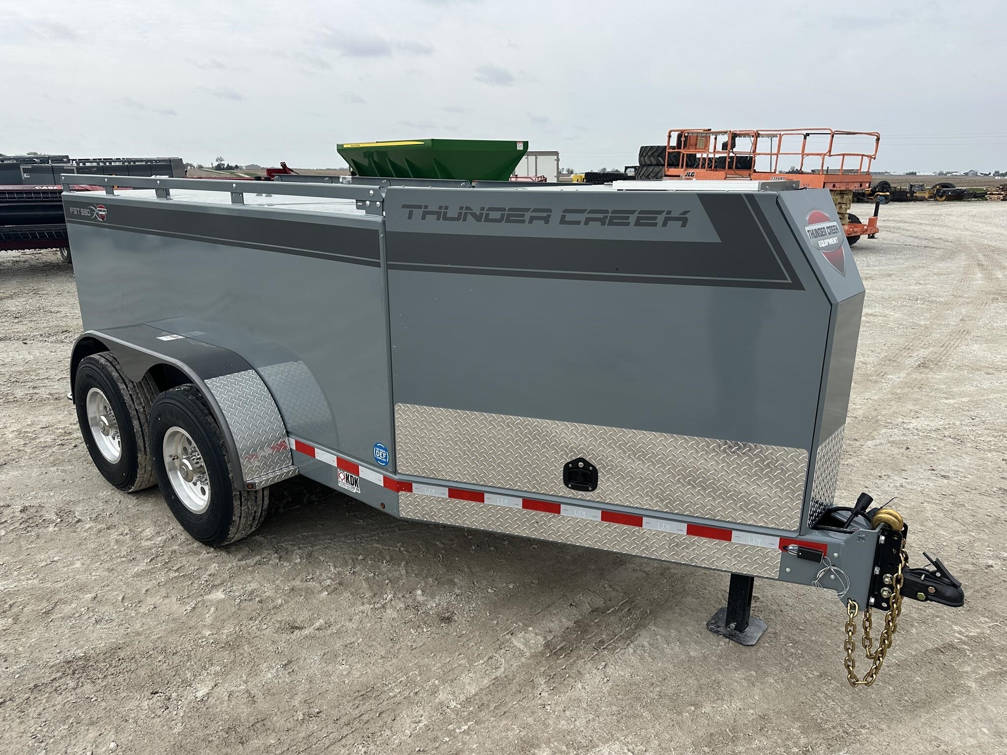 2026 Thunder Creek FST990 Fuel Trucks/Trailer