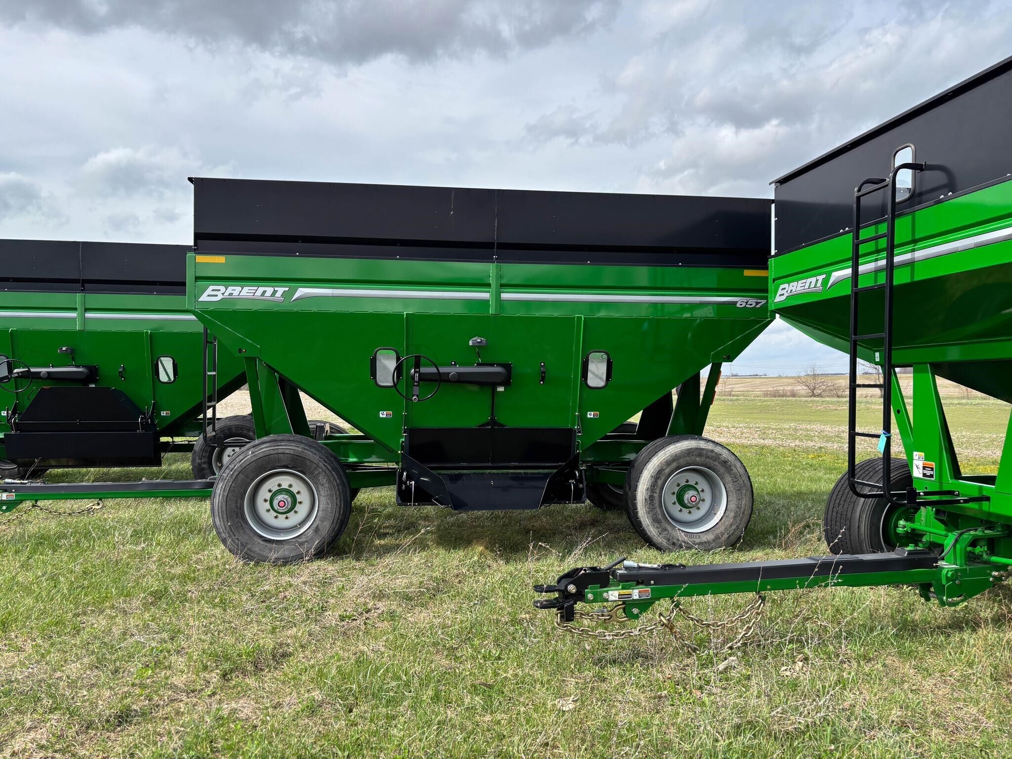 Brent 657 Gravity Wagon