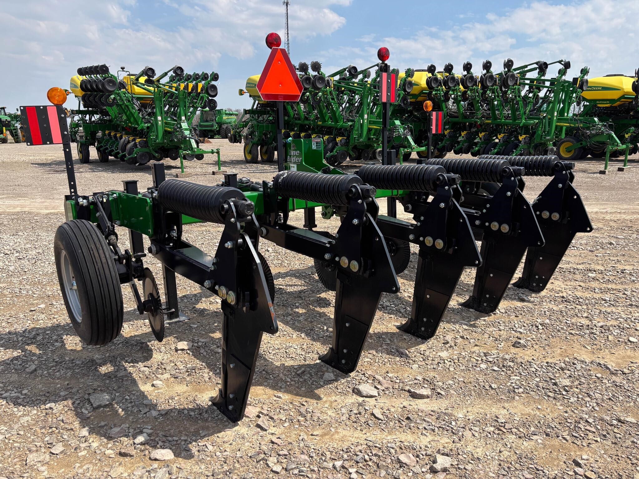  Unverferth Zonebuilder 122 Strip-Till