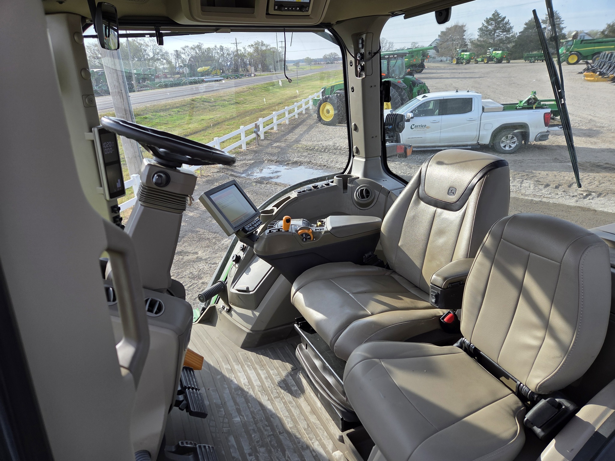 2022 John Deere 8R 410 Tractor