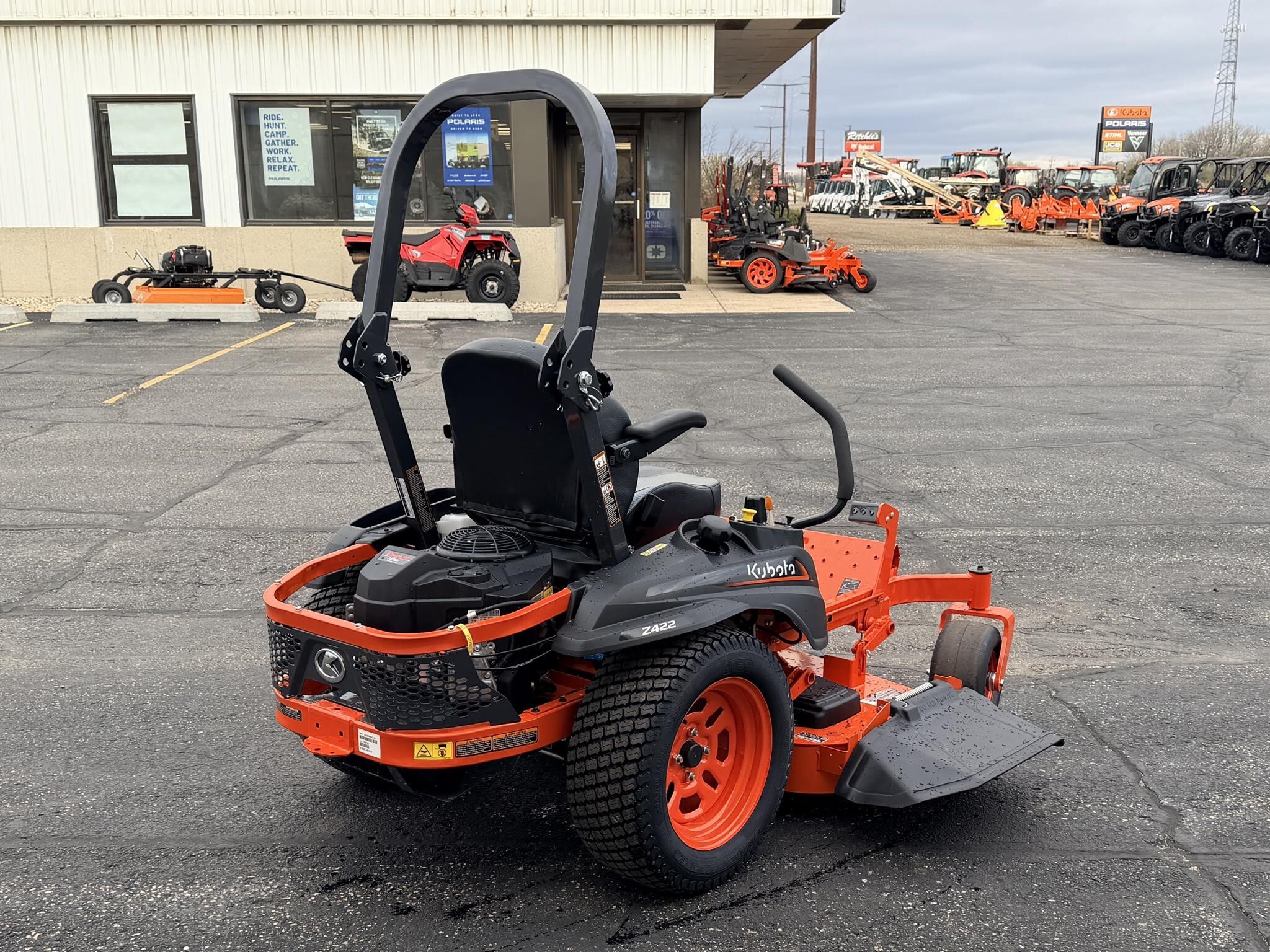 2026 Kubota Z422 Lawn Mower