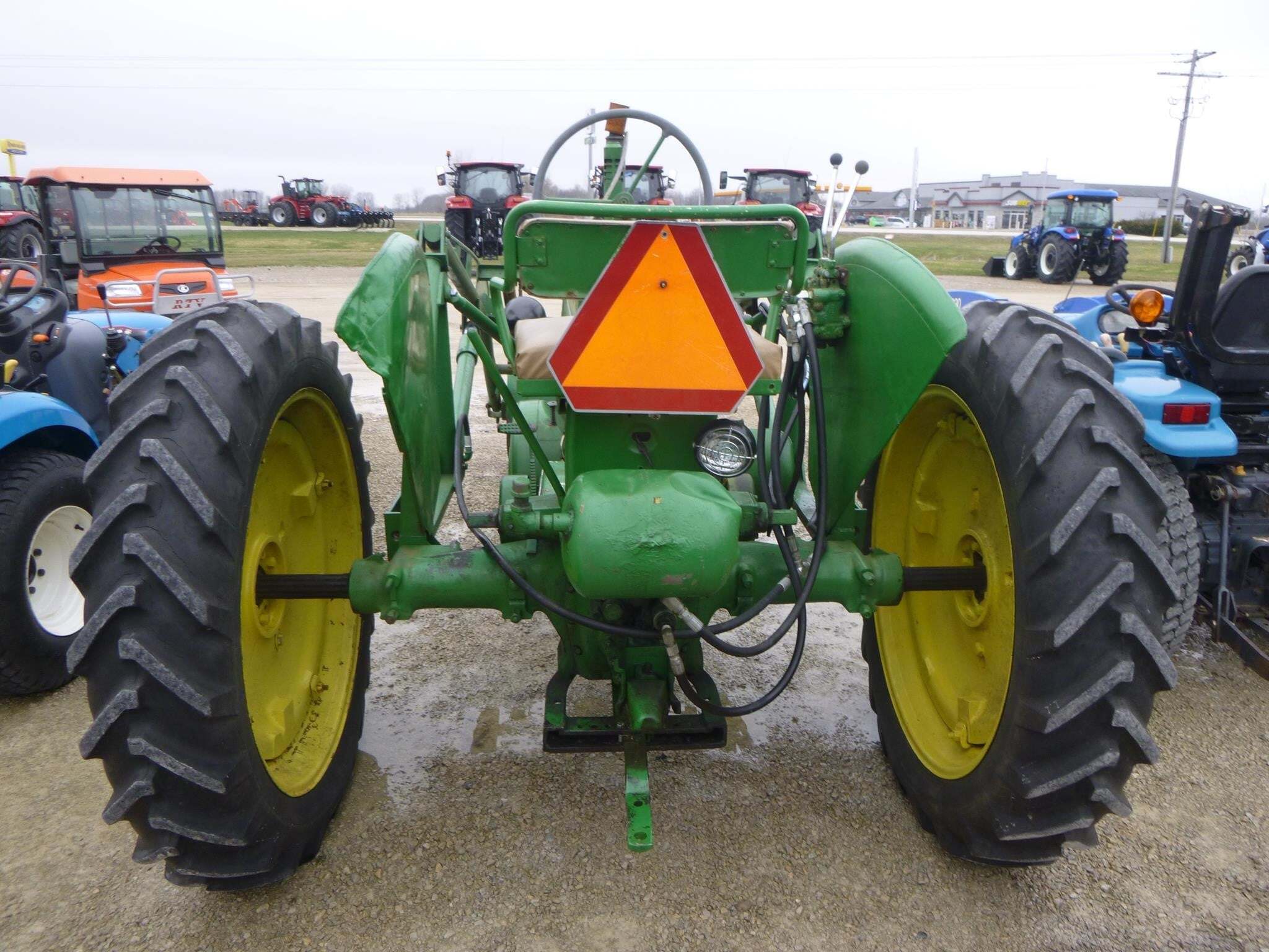 John Deere B Tractor - $2,950 | Machinery Pete