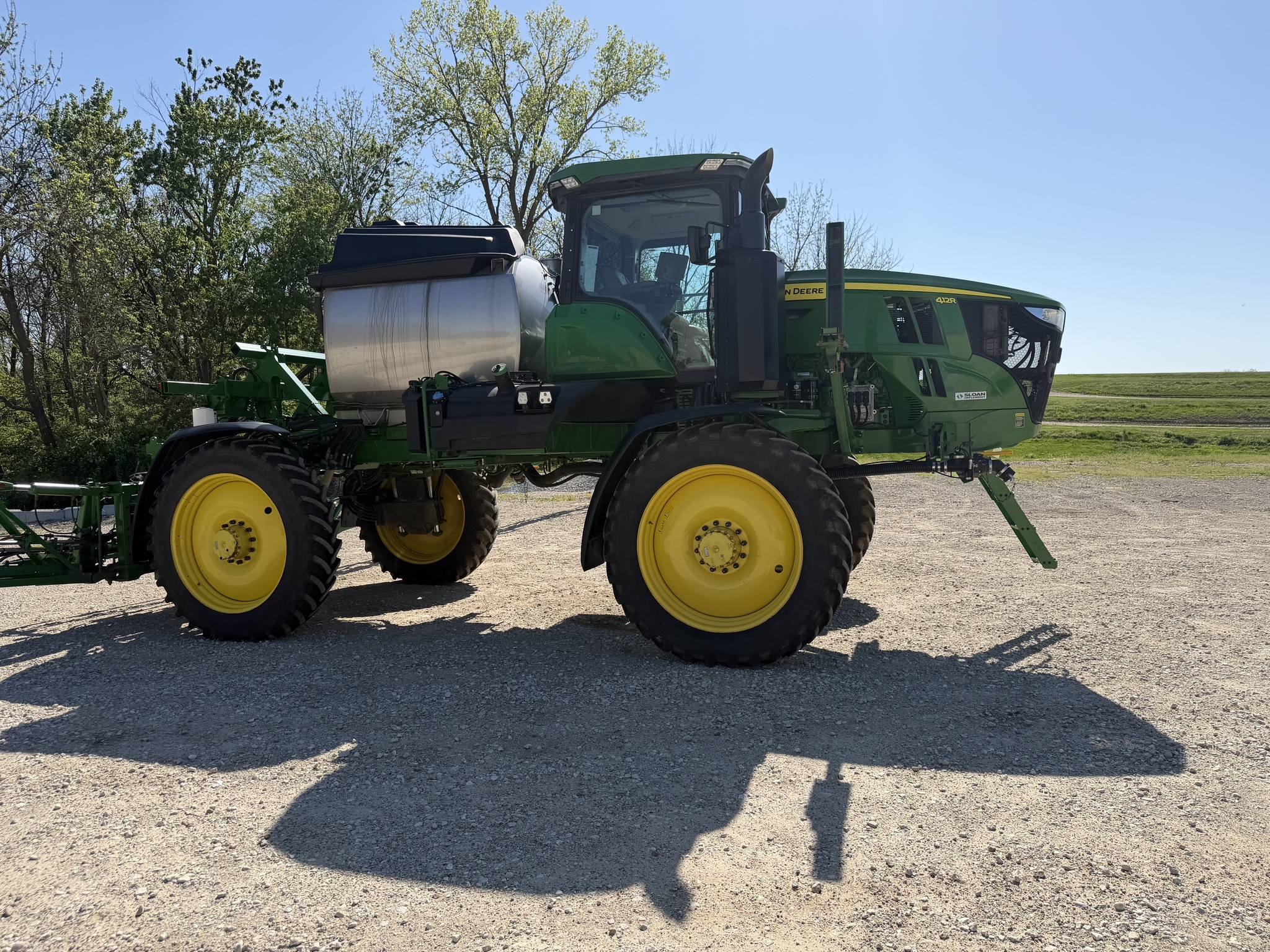 2023 John Deere 412R Self-Propelled Sprayer - $429,900 | Machinery Pete
