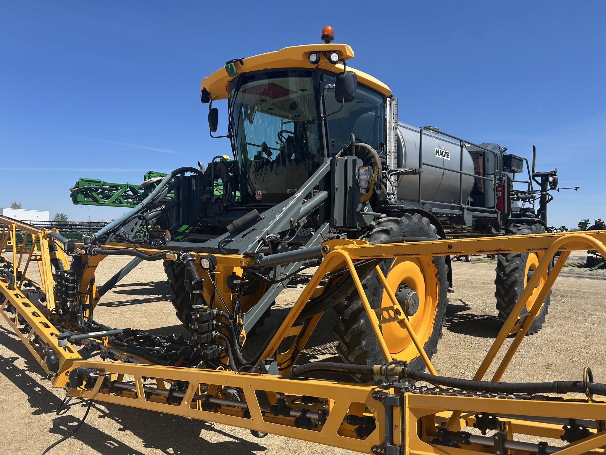 2021 Hagie STS16 Self-Propelled Sprayer