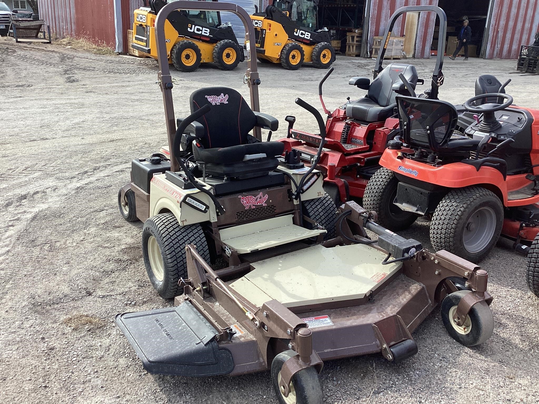 Grasshopper 727T6 Lawn Mower