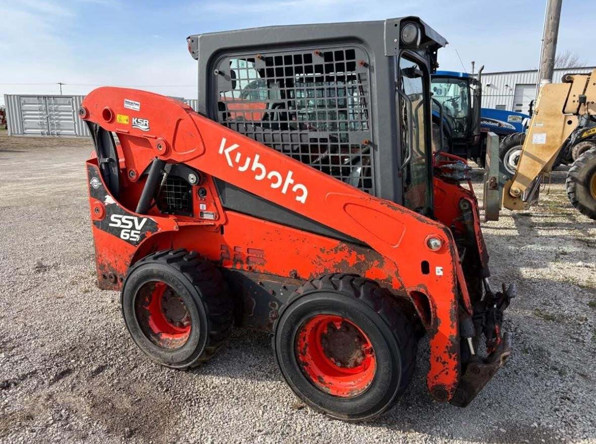 2019 Kubota SSV65 Skid Steer