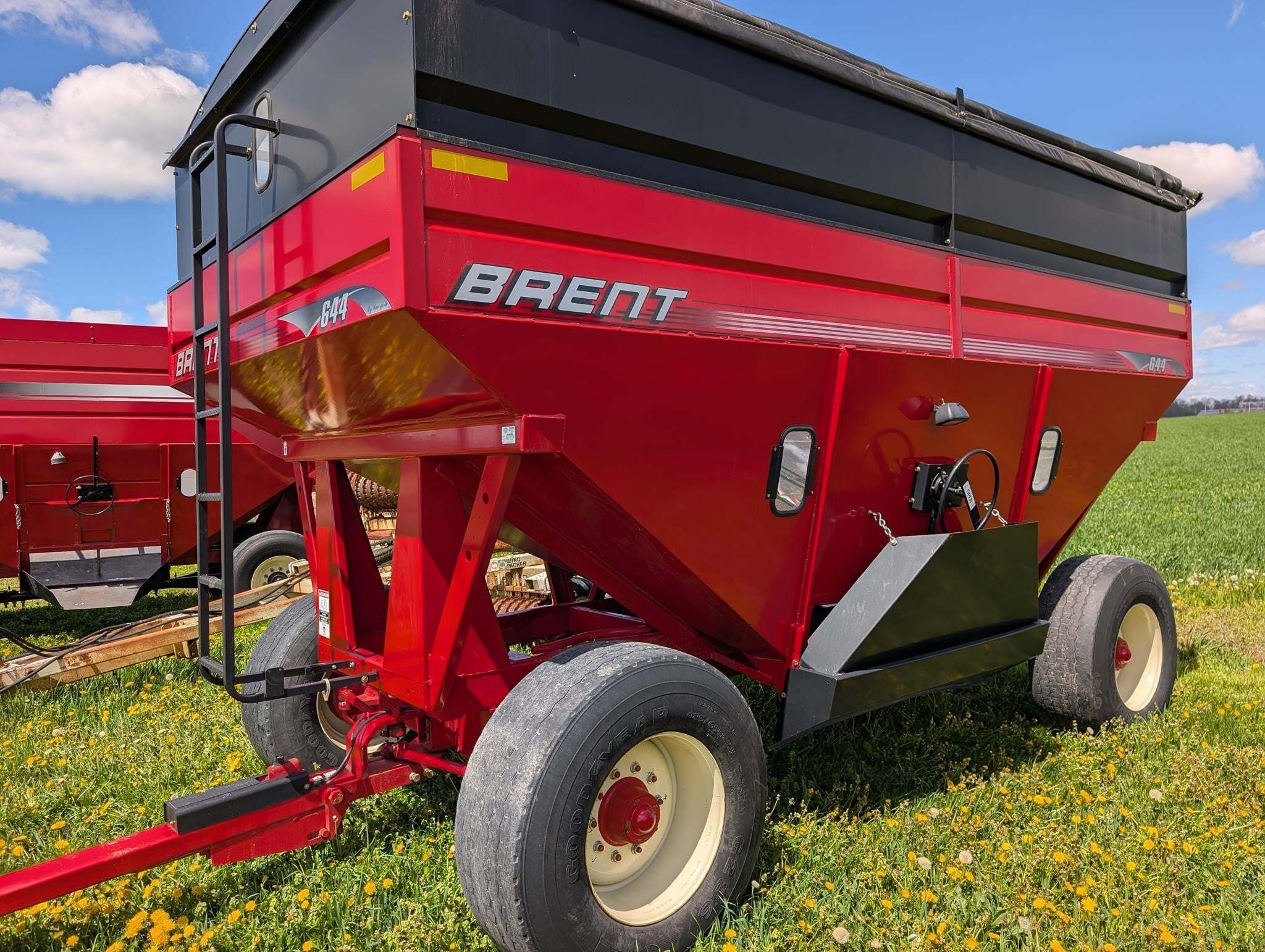  Brent 644 Gravity Wagon