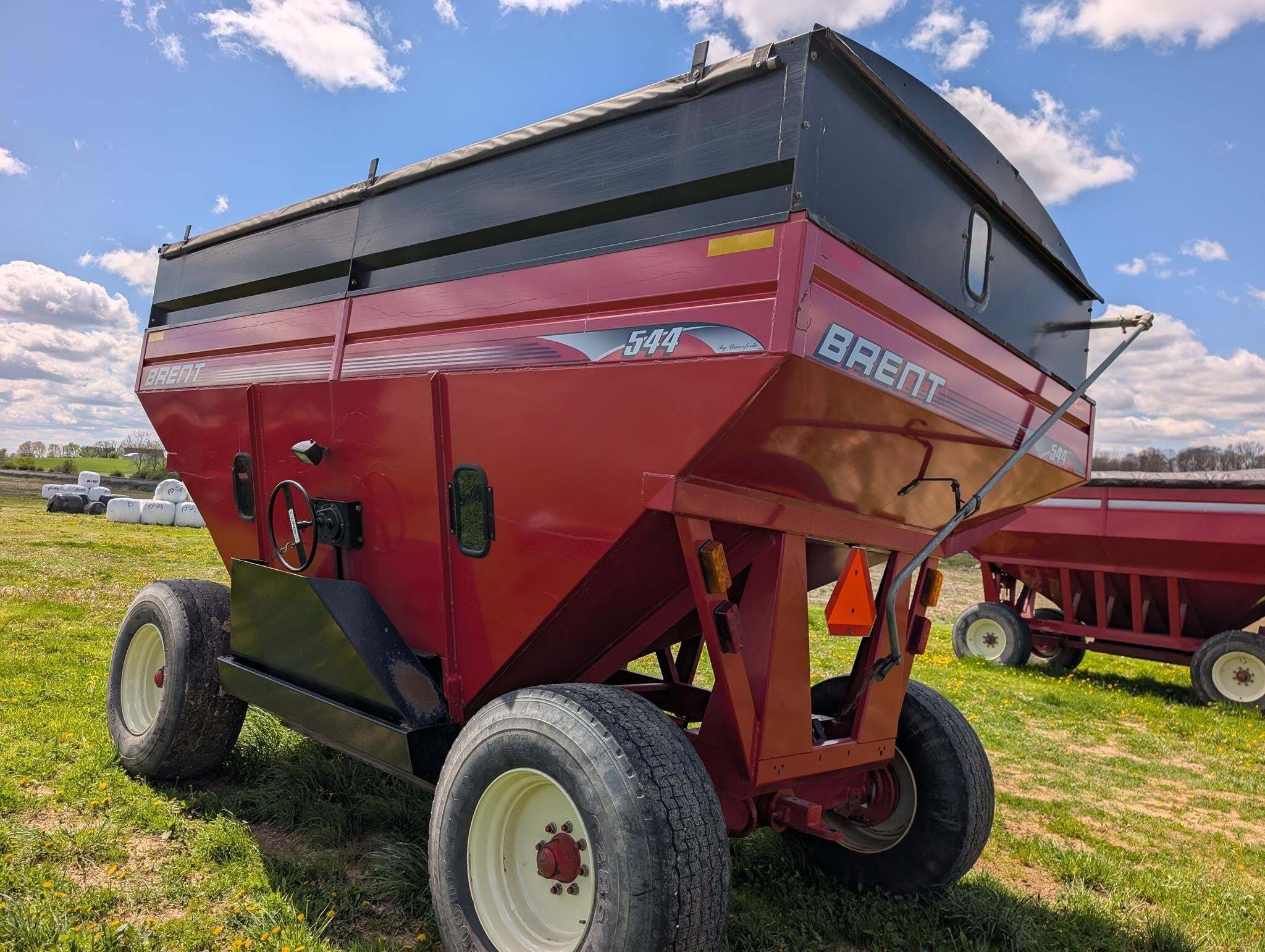  Brent 544 Gravity Wagon