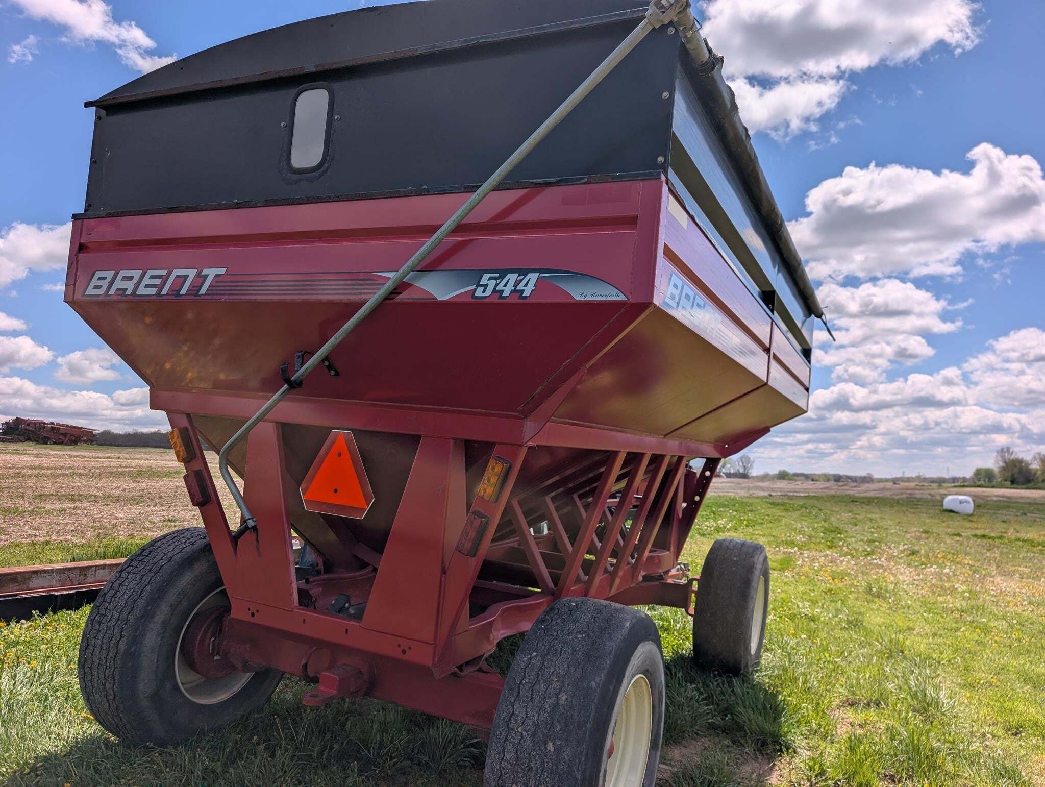  Brent 544 Gravity Wagon