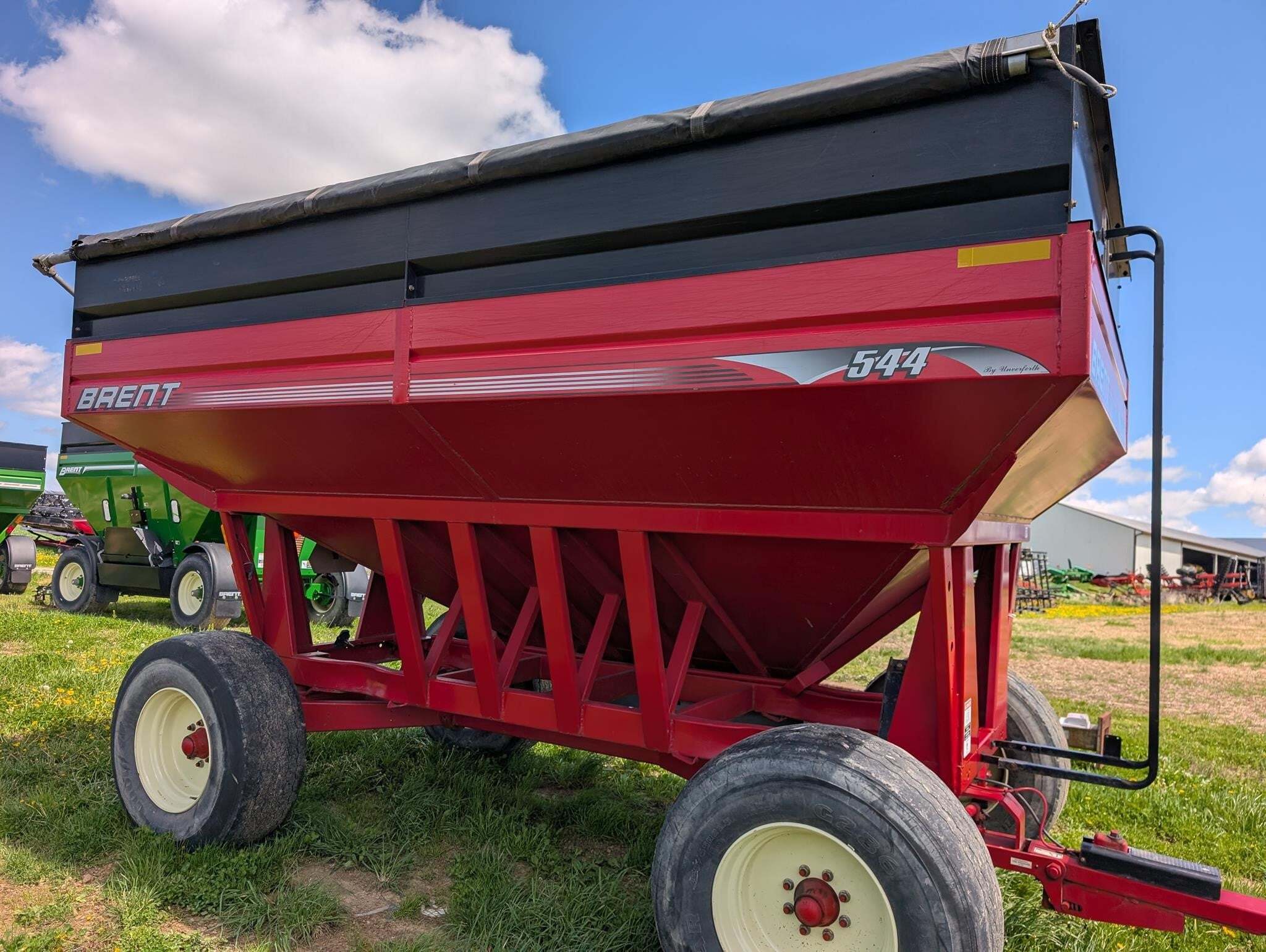  Brent 544 Gravity Wagon