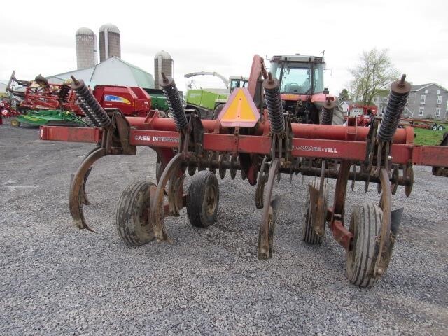  Case IH 6650 Chisel Plow