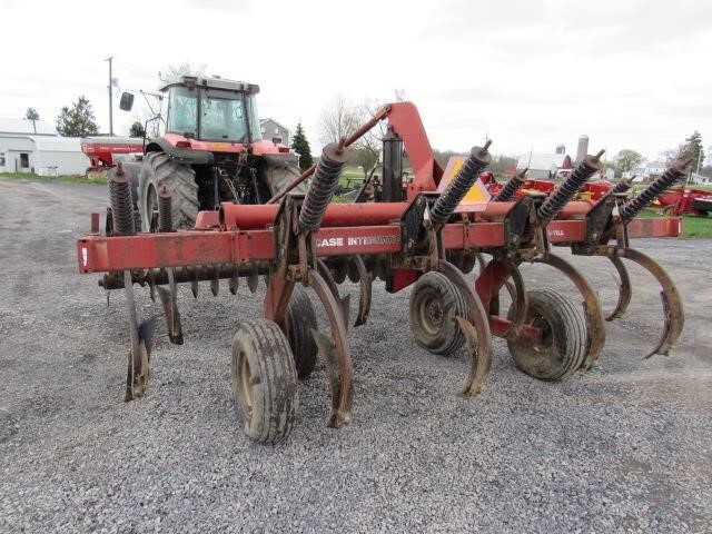  Case IH 6650 Chisel Plow