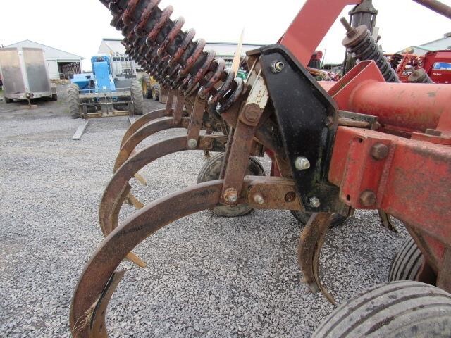  Case IH 6650 Chisel Plow