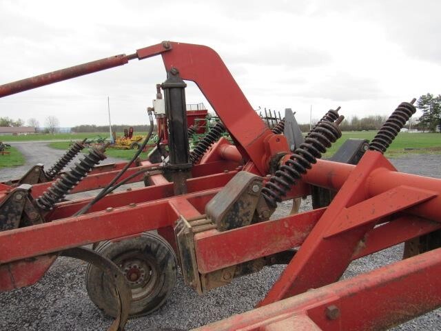  Case IH 6650 Chisel Plow