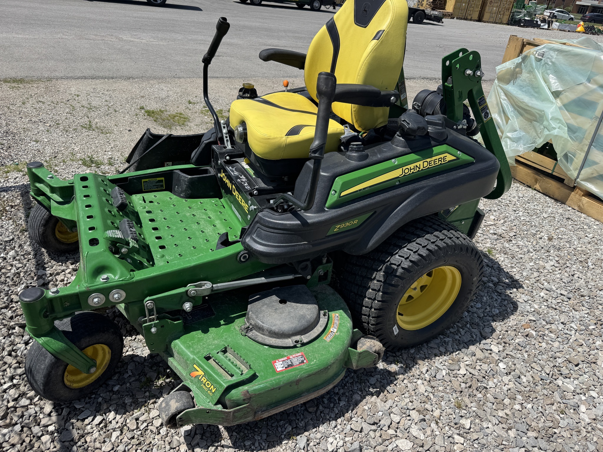 2021 John Deere Z930R Lawn Mower