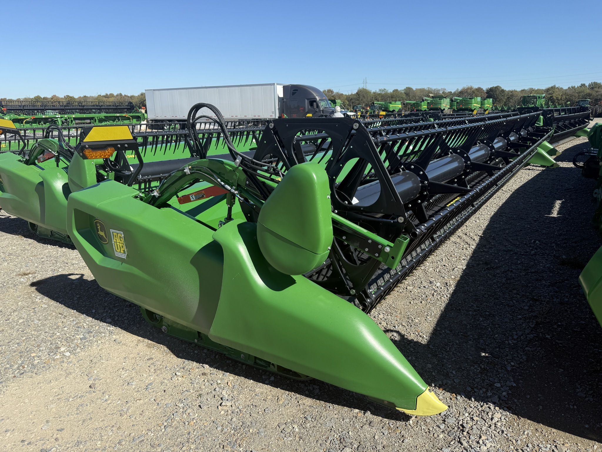 2025 John Deere RDF 35 Platform
