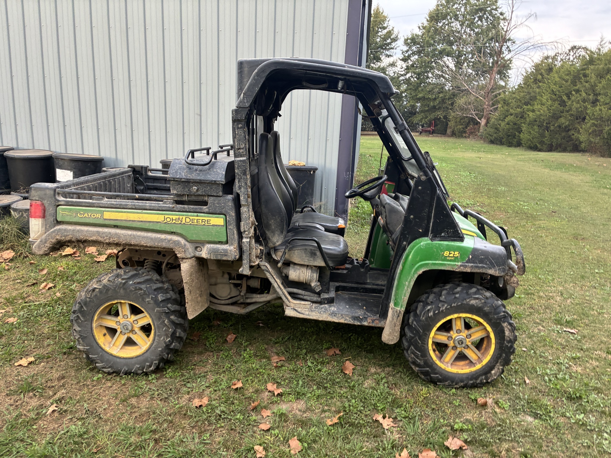 2010 John Deere Gator XUV 825I ATVs and Utility Vehicle