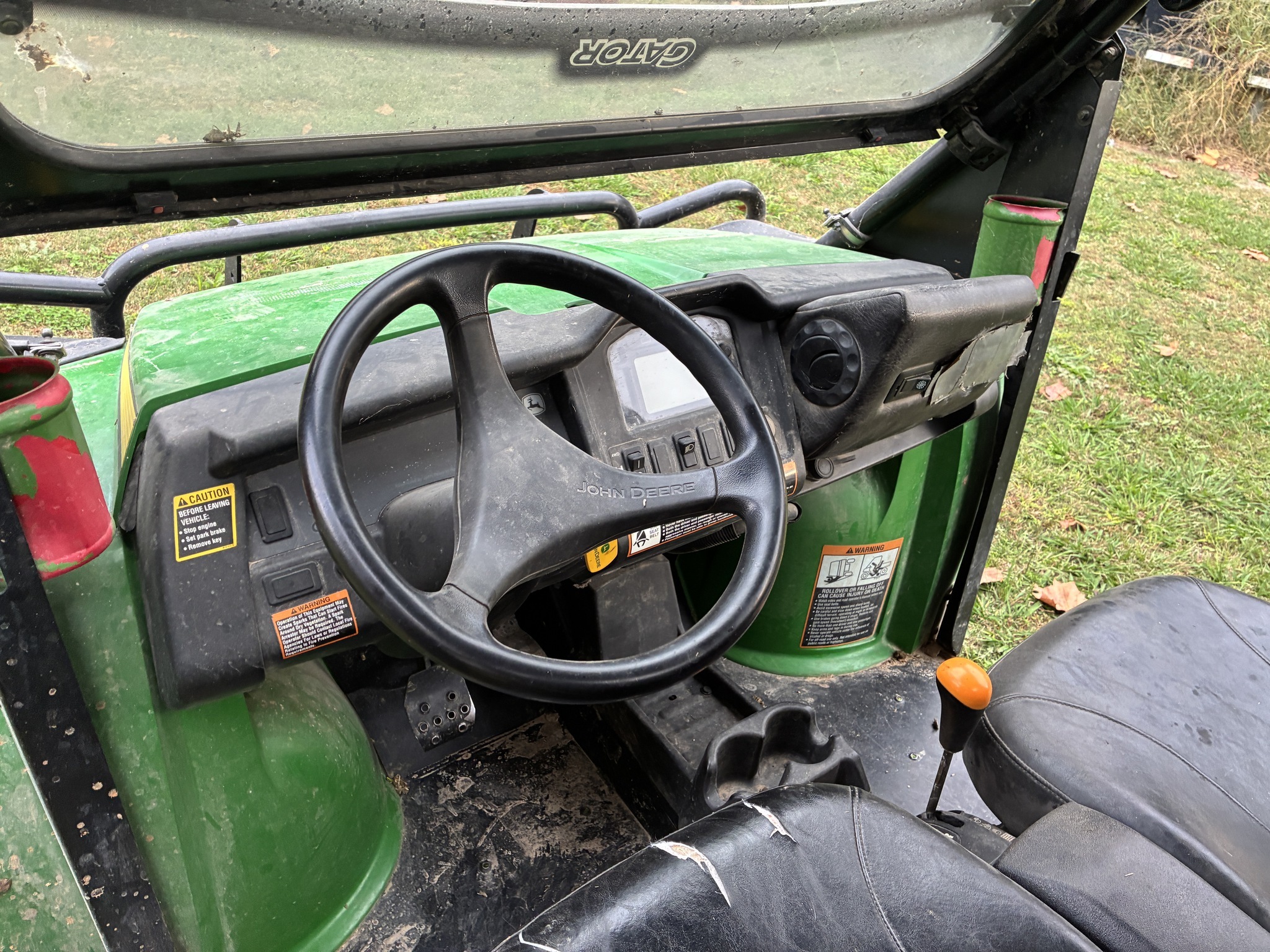 2010 John Deere Gator XUV 825I ATVs and Utility Vehicle