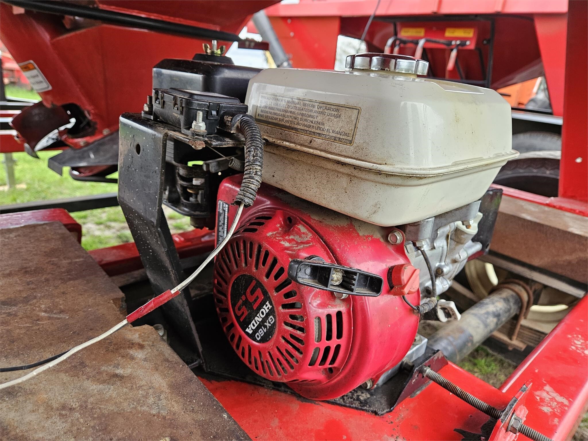  Friesen Titan 4 Seed Tender