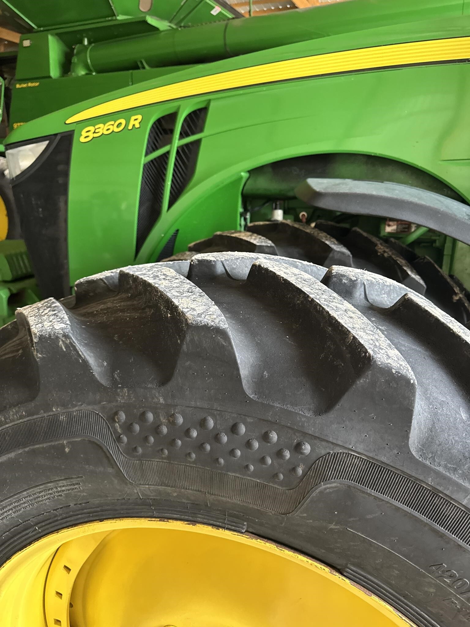 2011 John Deere 8360R Tractor