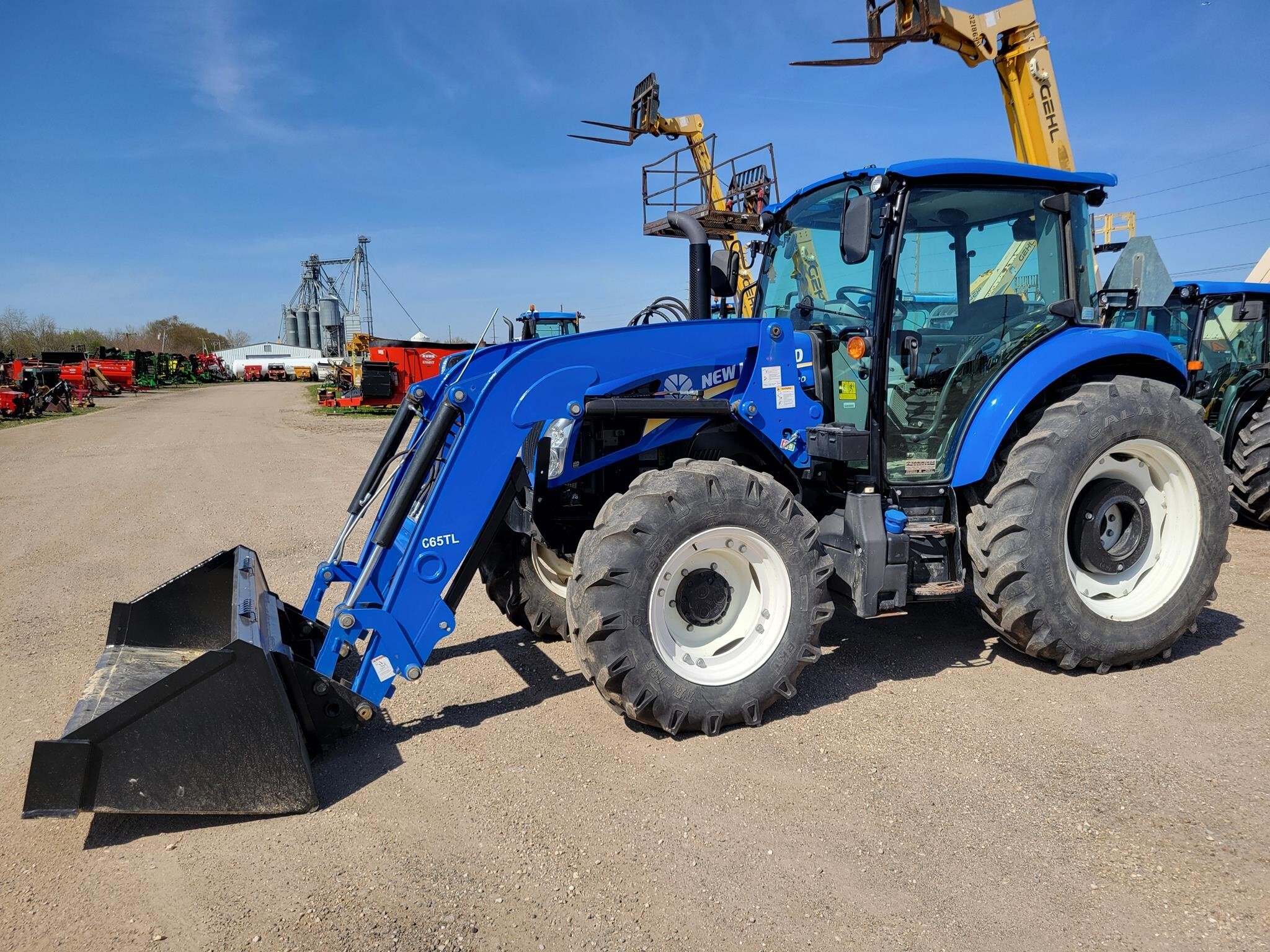 2020 New Holland POWERSTAR 120 Tractor