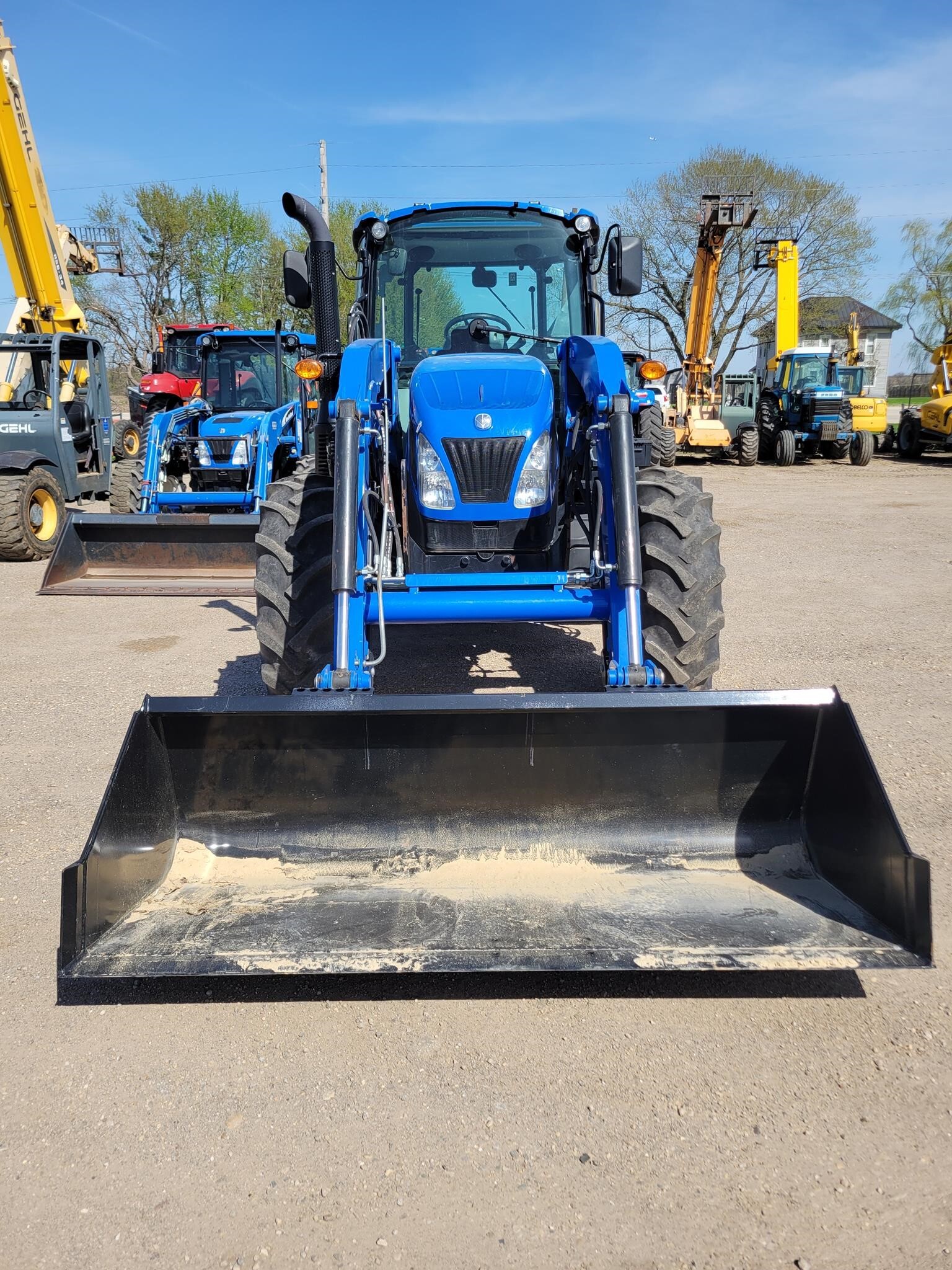 2020 New Holland POWERSTAR 120 Tractor