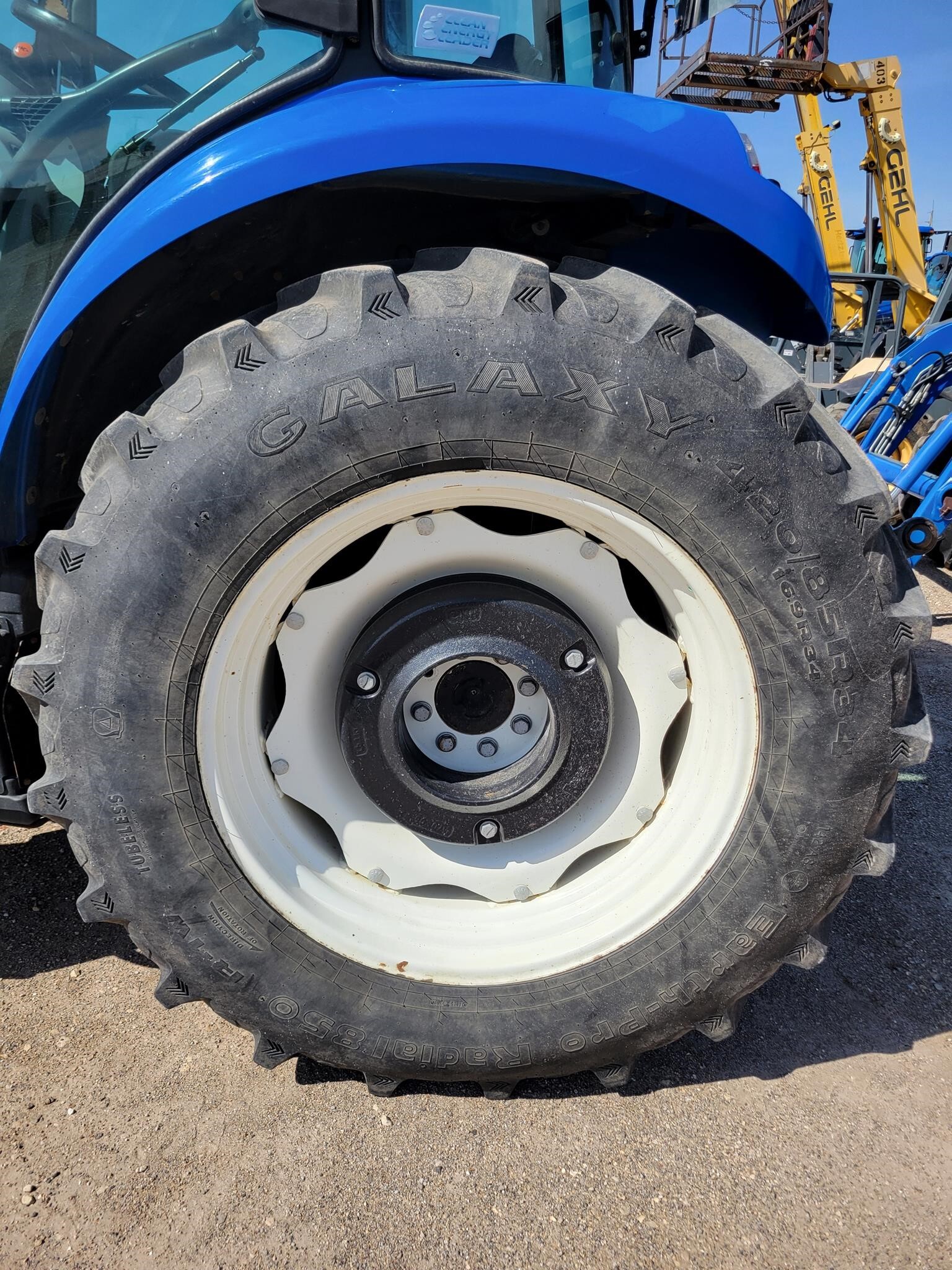 2020 New Holland POWERSTAR 120 Tractor
