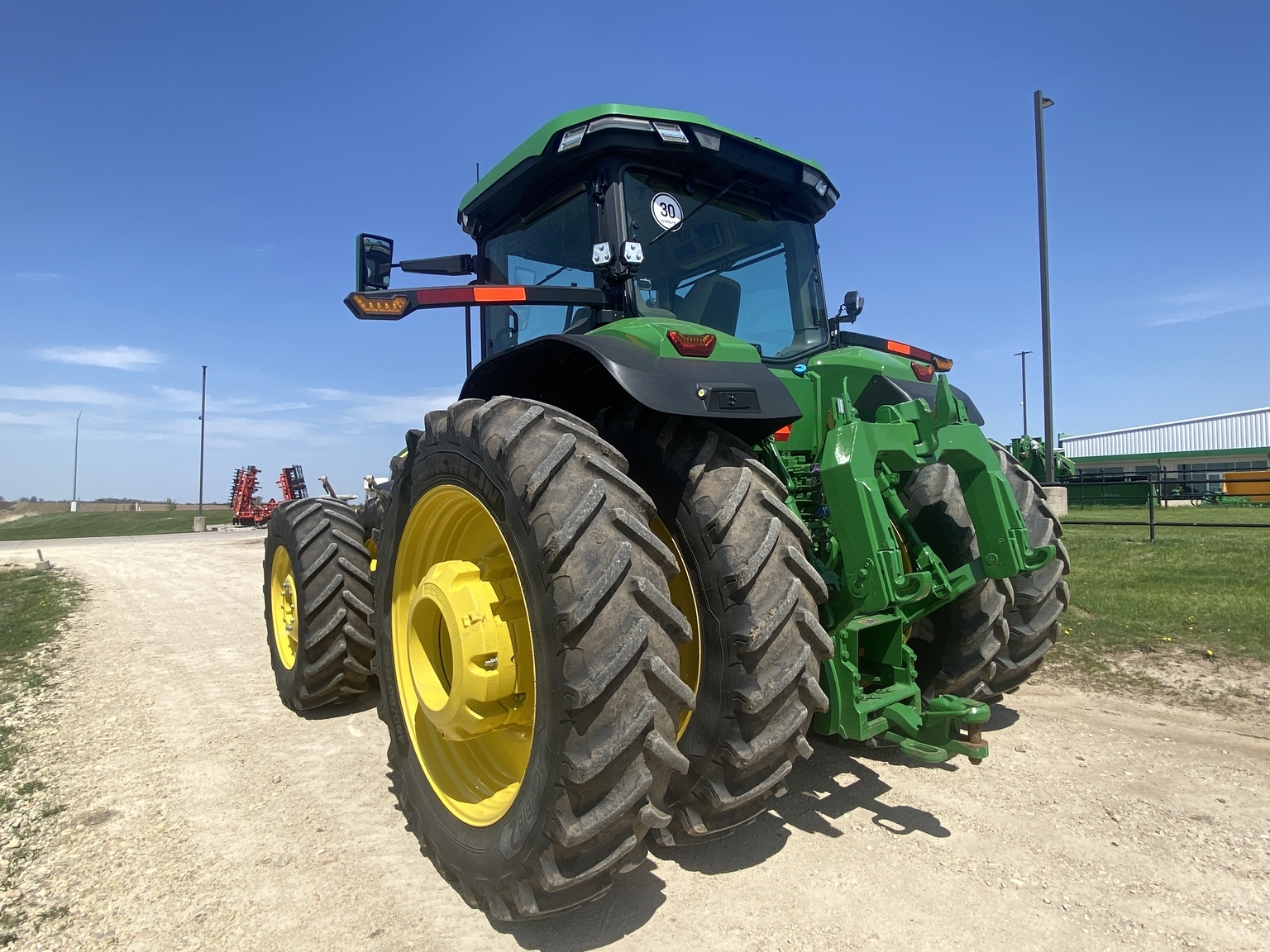 2023 John Deere 8R 370 Tractor