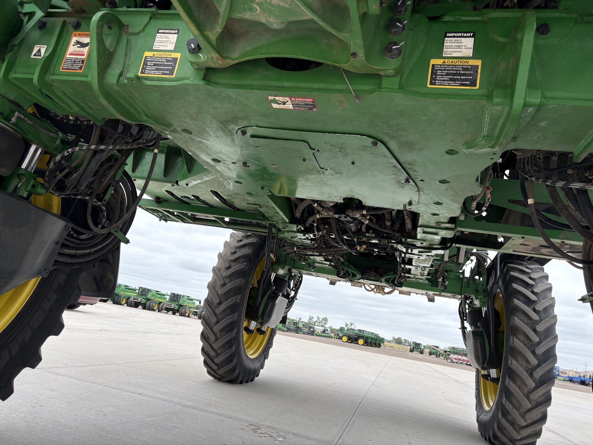 2023 John Deere 600R Loader and Skid Steer Attachment