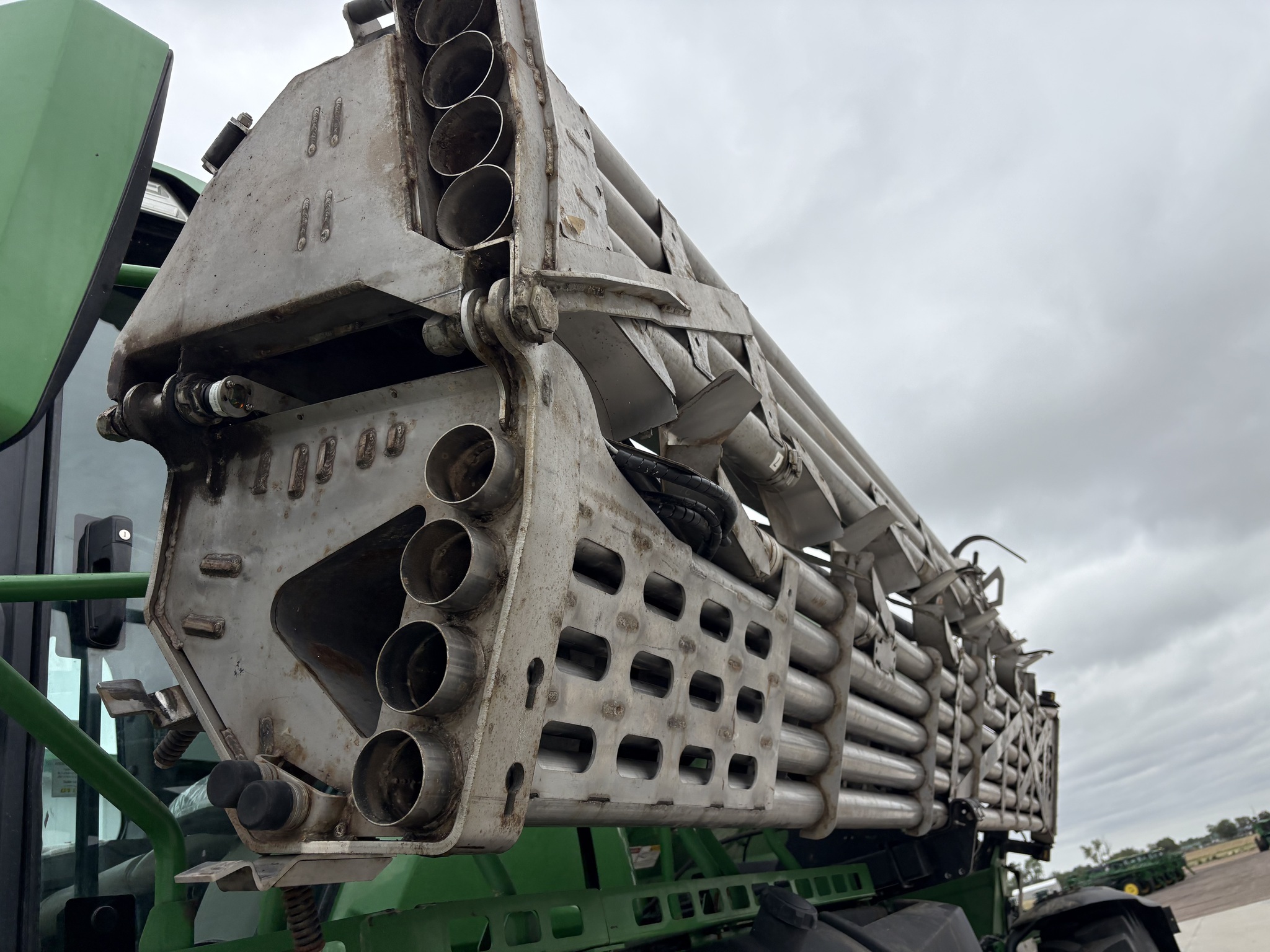 2023 John Deere 600R Loader and Skid Steer Attachment