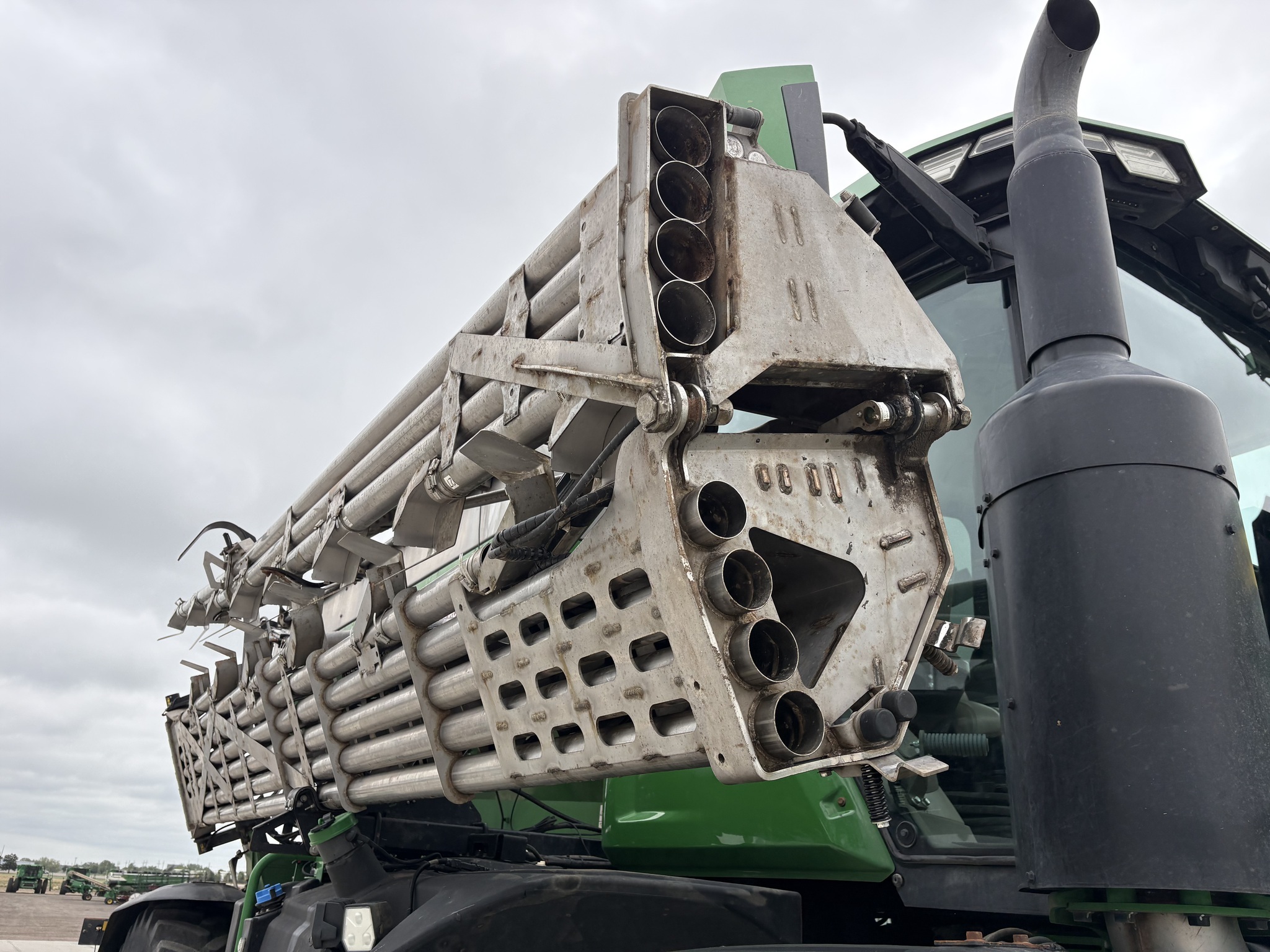 2023 John Deere 600R Loader and Skid Steer Attachment