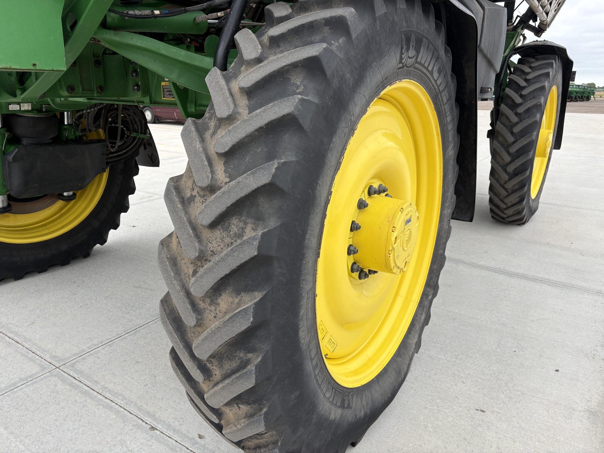 2023 John Deere 600R Loader and Skid Steer Attachment