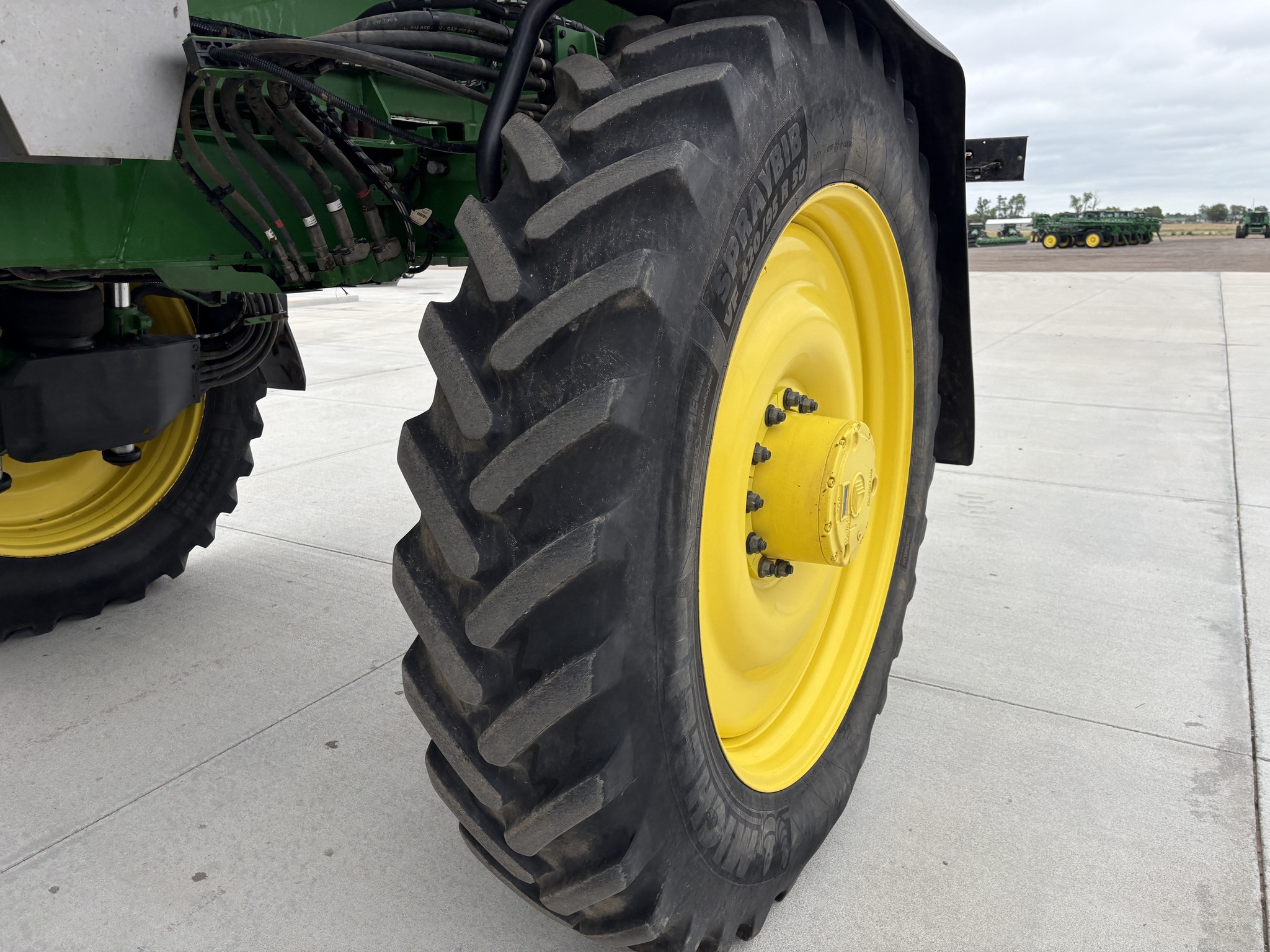 2023 John Deere 600R Loader and Skid Steer Attachment