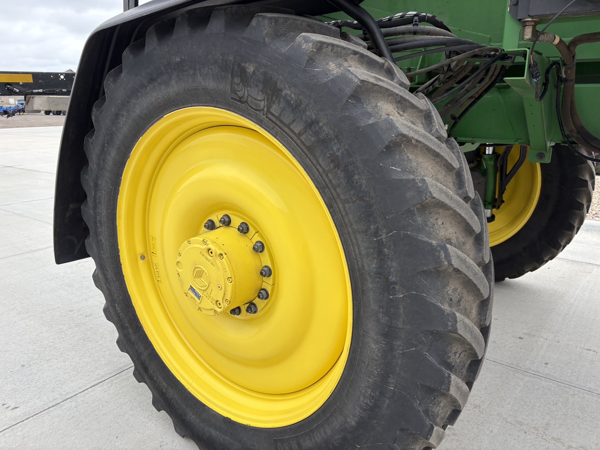 2023 John Deere 600R Loader and Skid Steer Attachment