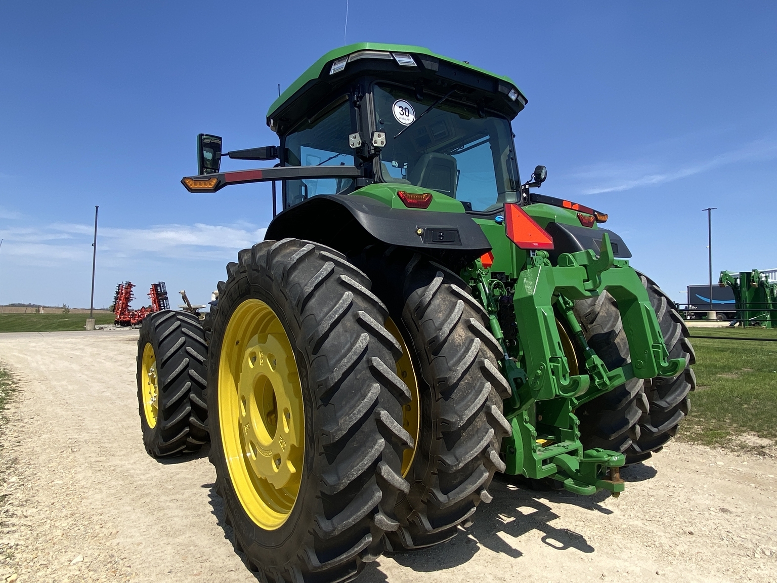 2025 John Deere 8R 370 Tractor