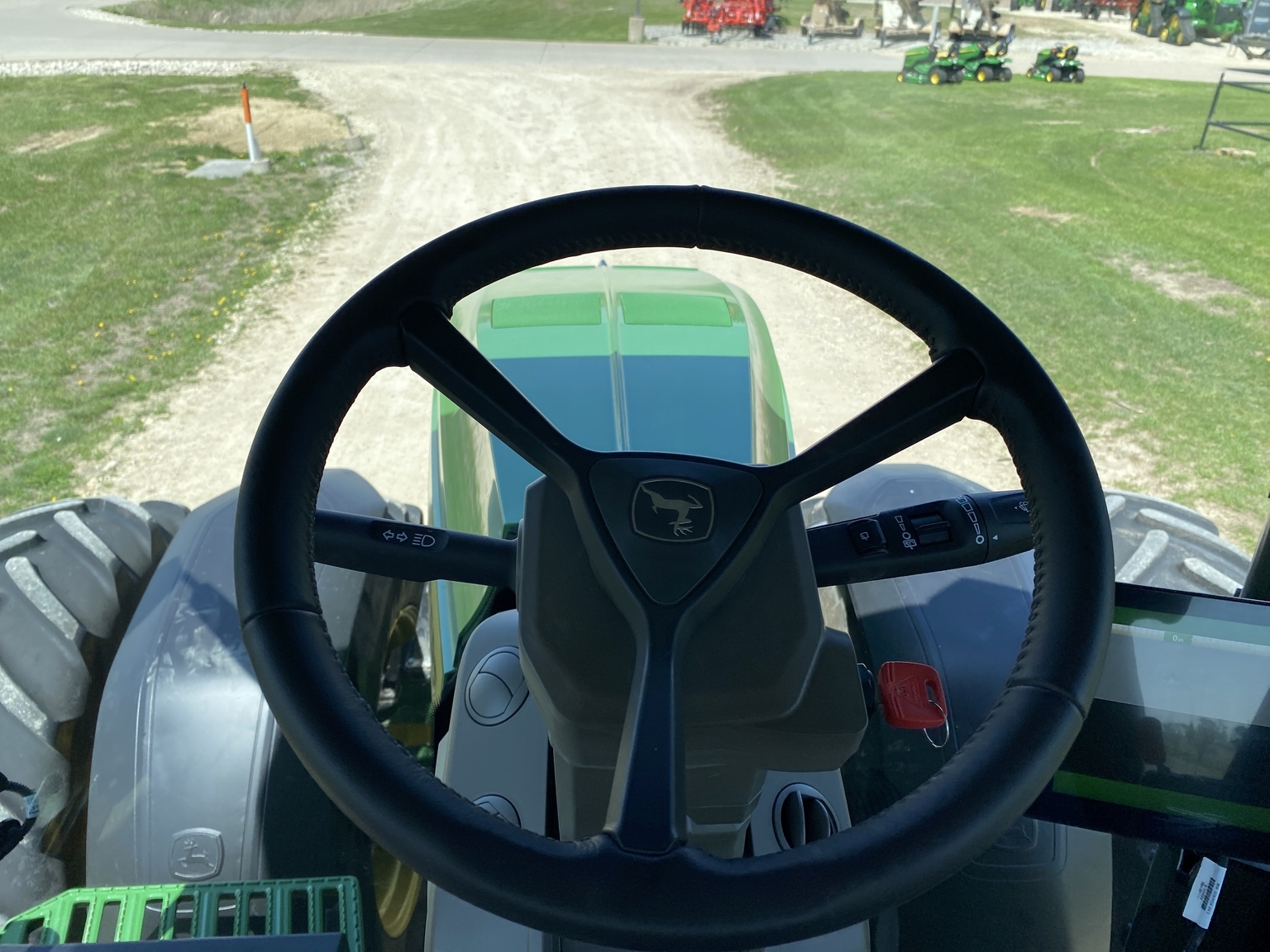 2025 John Deere 8R 370 Tractor