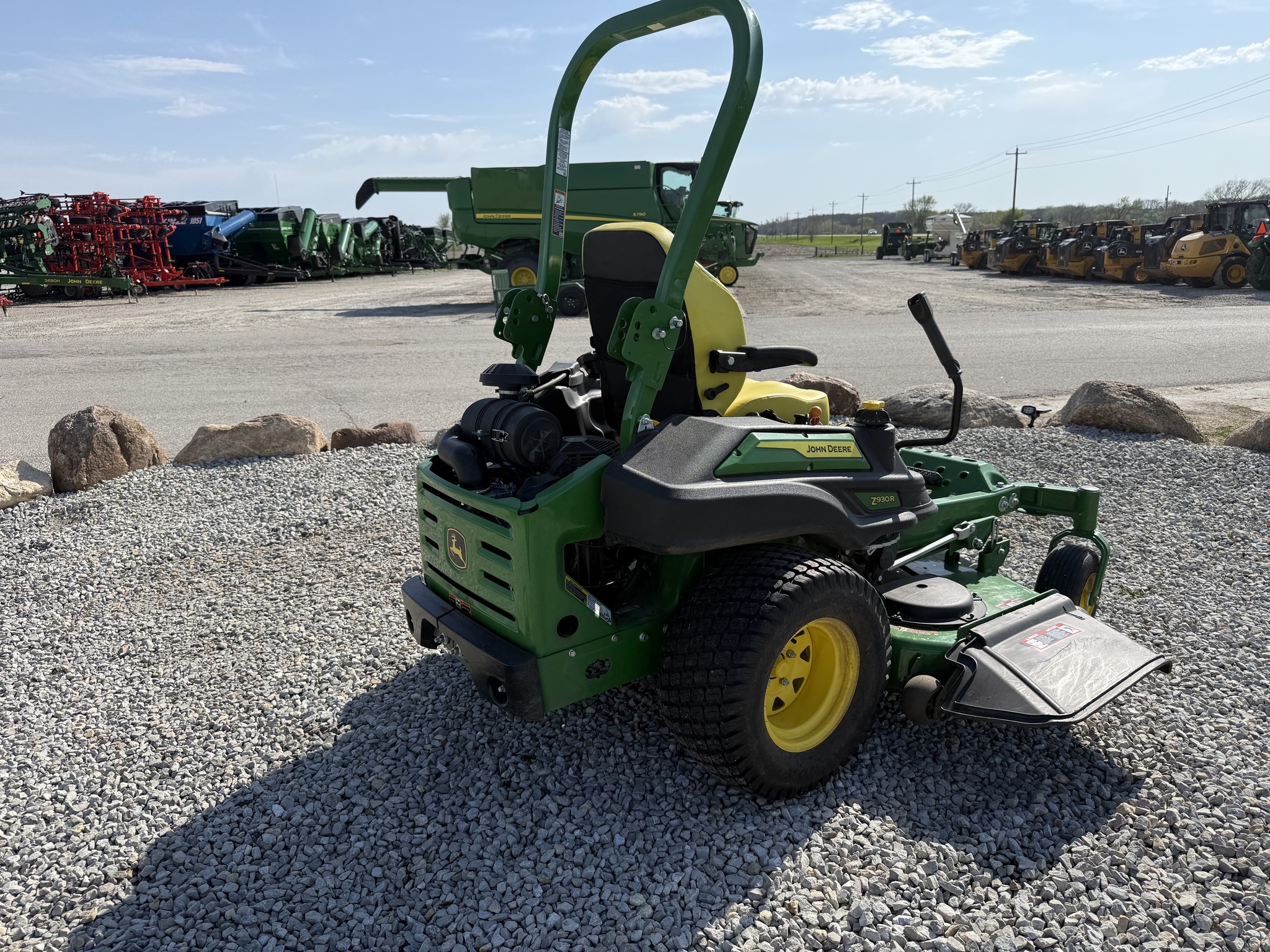 2024 John Deere Z930R Lawn Mower