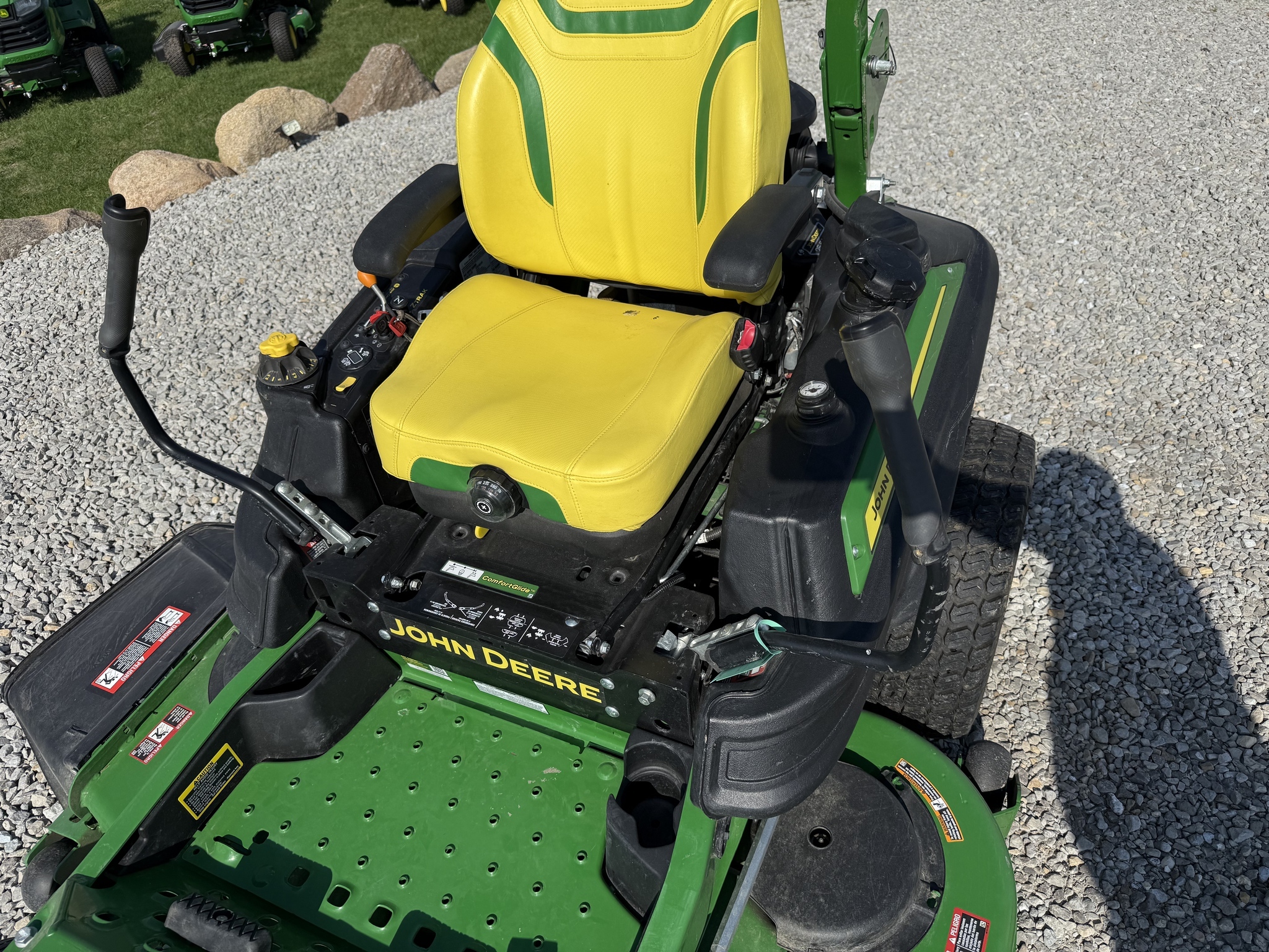 2024 John Deere Z930R Lawn Mower