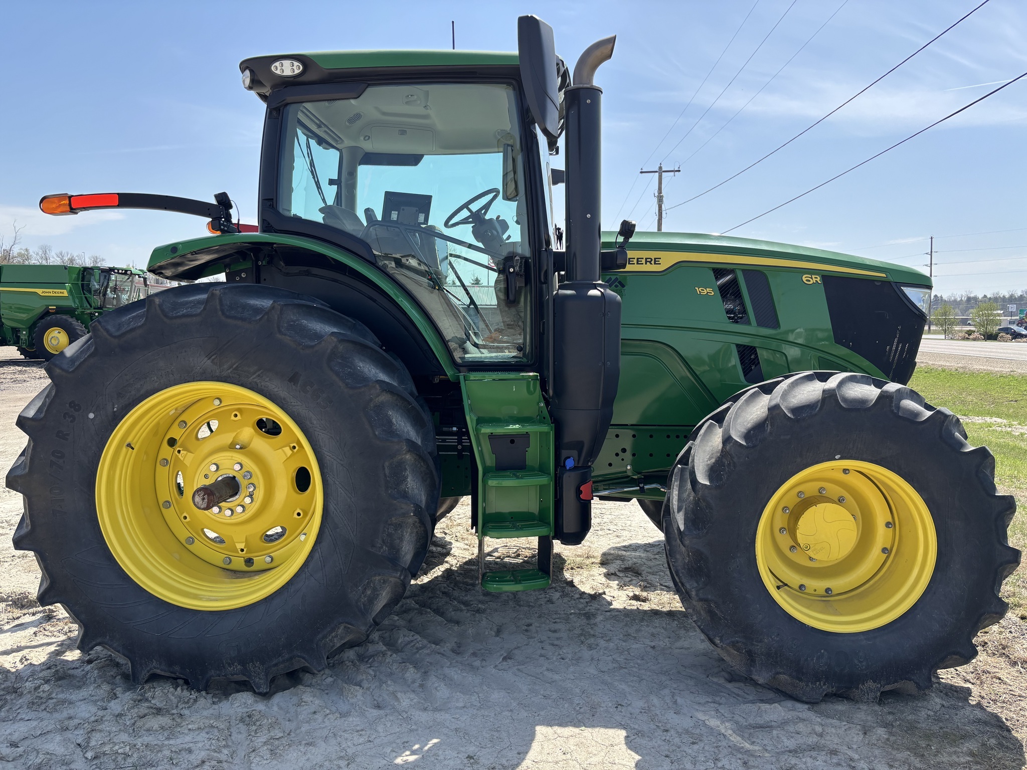2025 John Deere 6R 195 Tractor