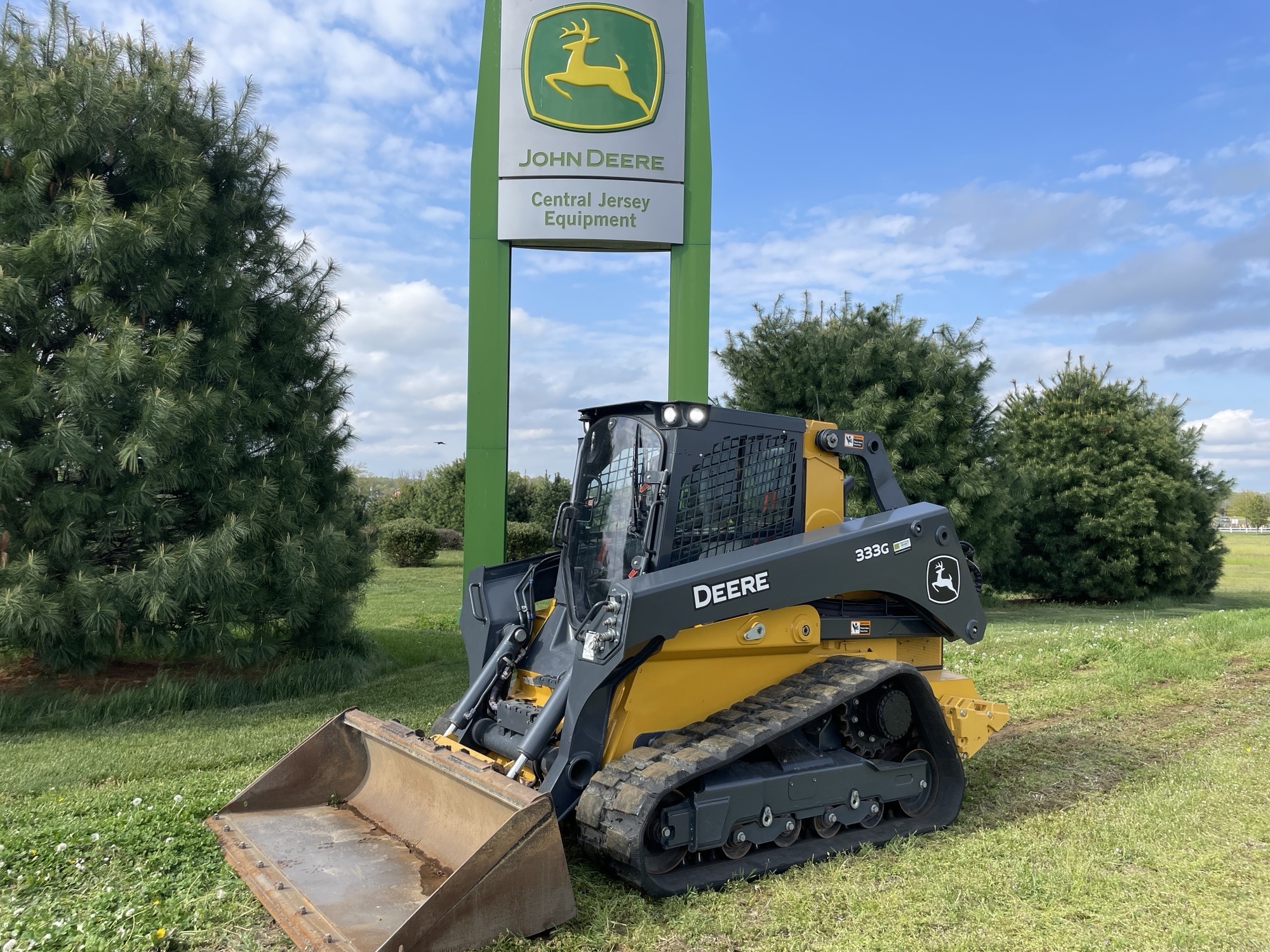 2024 Deere 333G Skid Steer