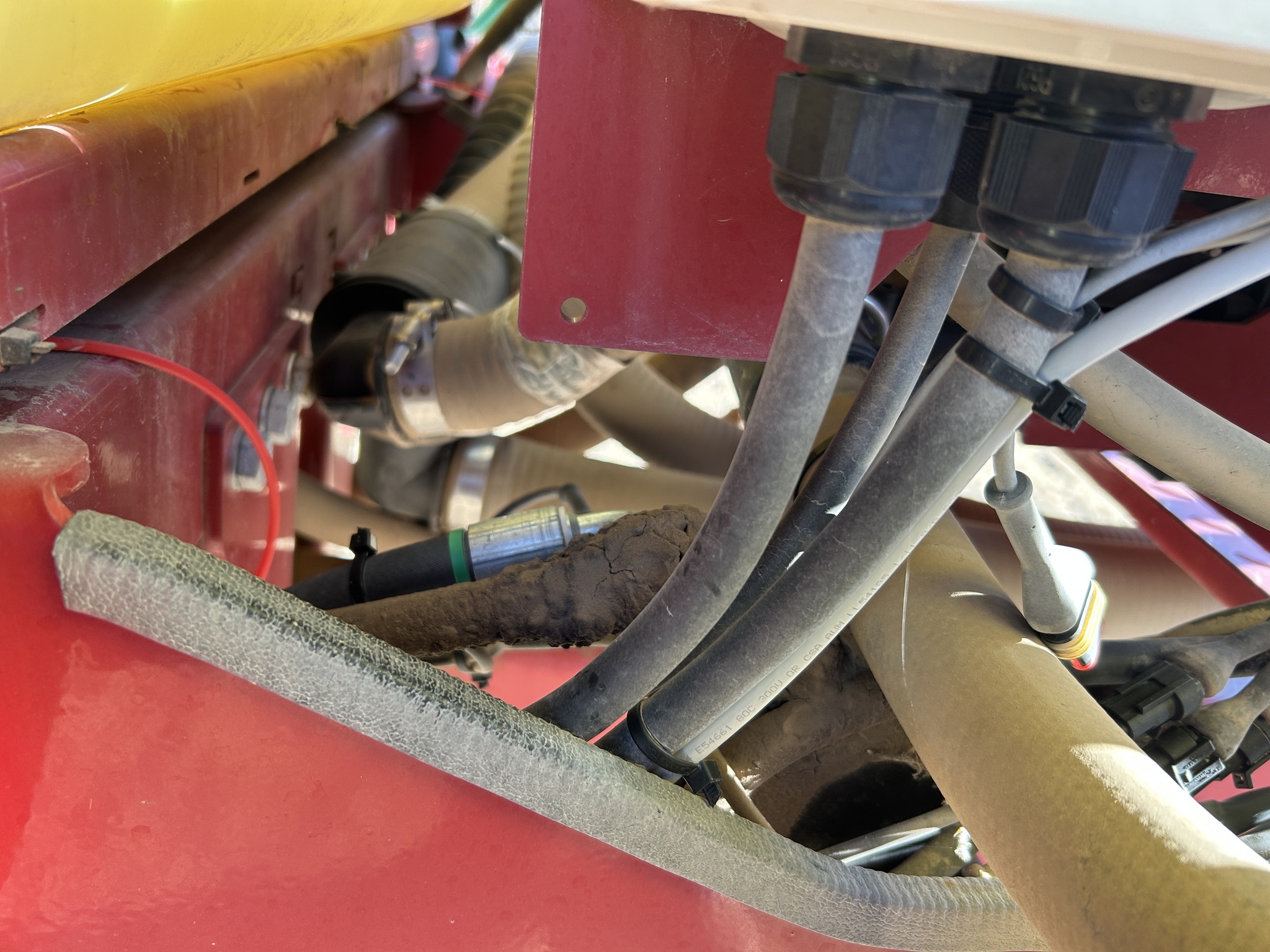 2018 Hardi Navigator 4000 Pull-Type Sprayer