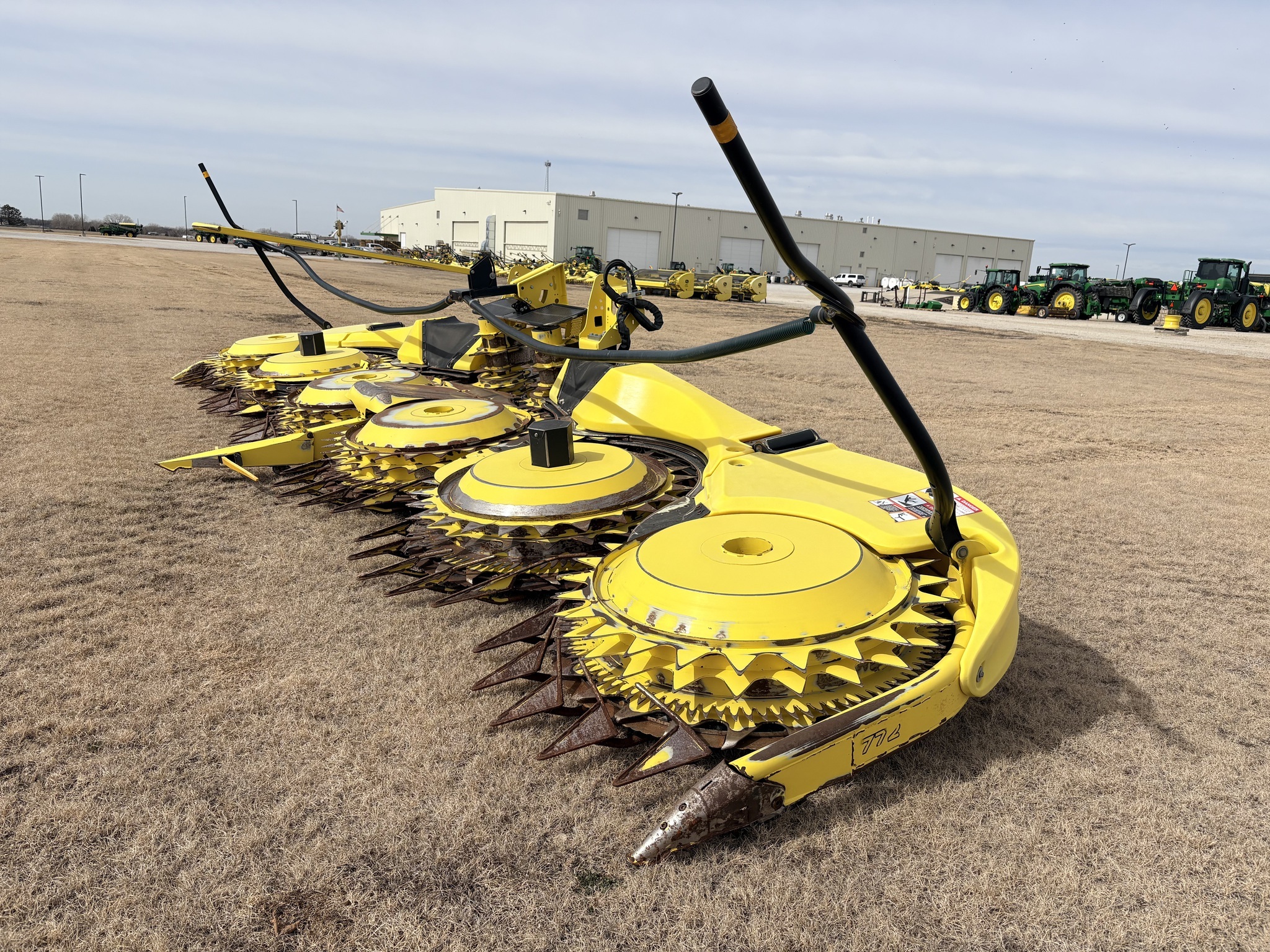 2024 John Deere 772 Corn Head