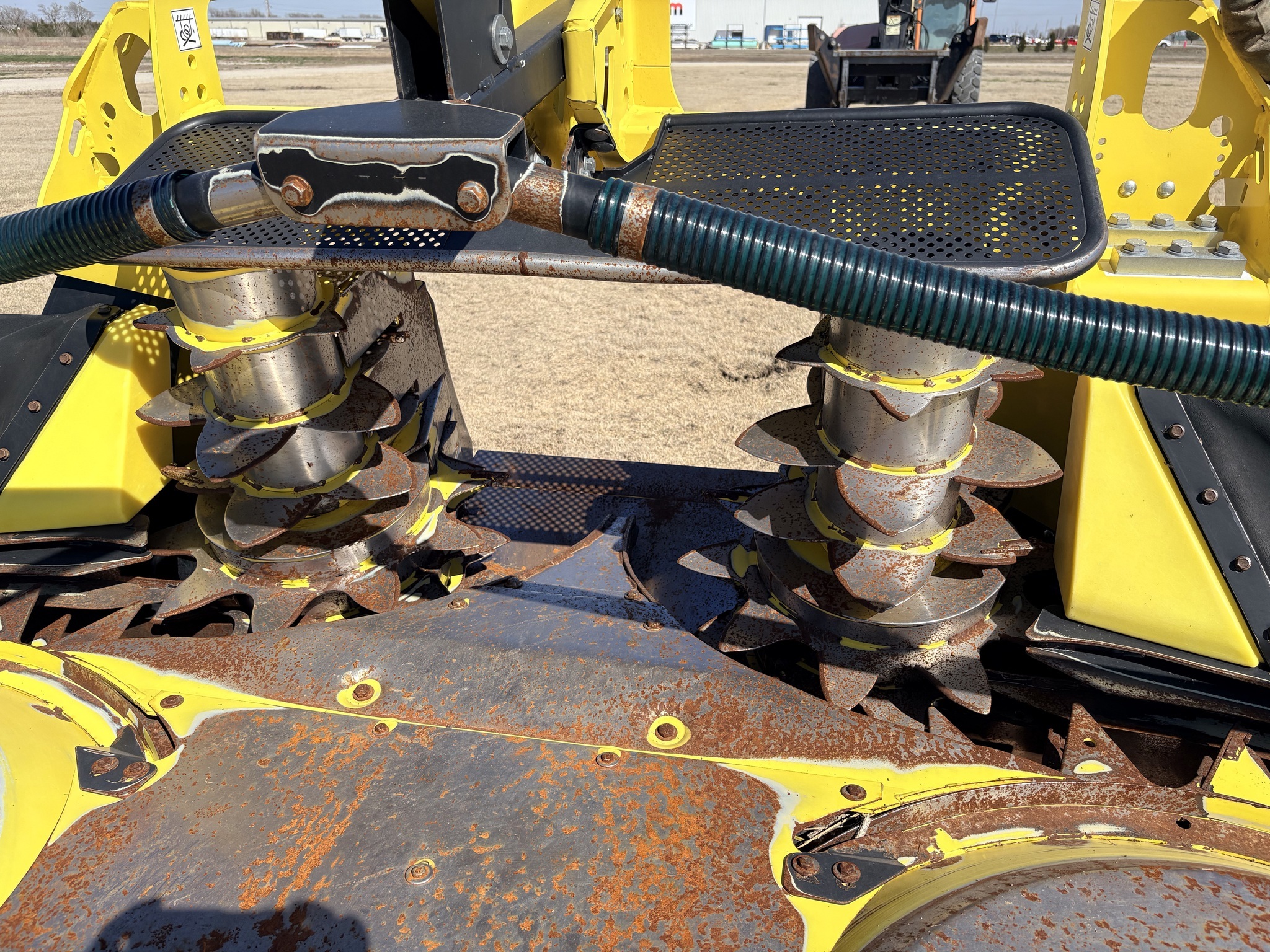 2024 John Deere 772 Corn Head
