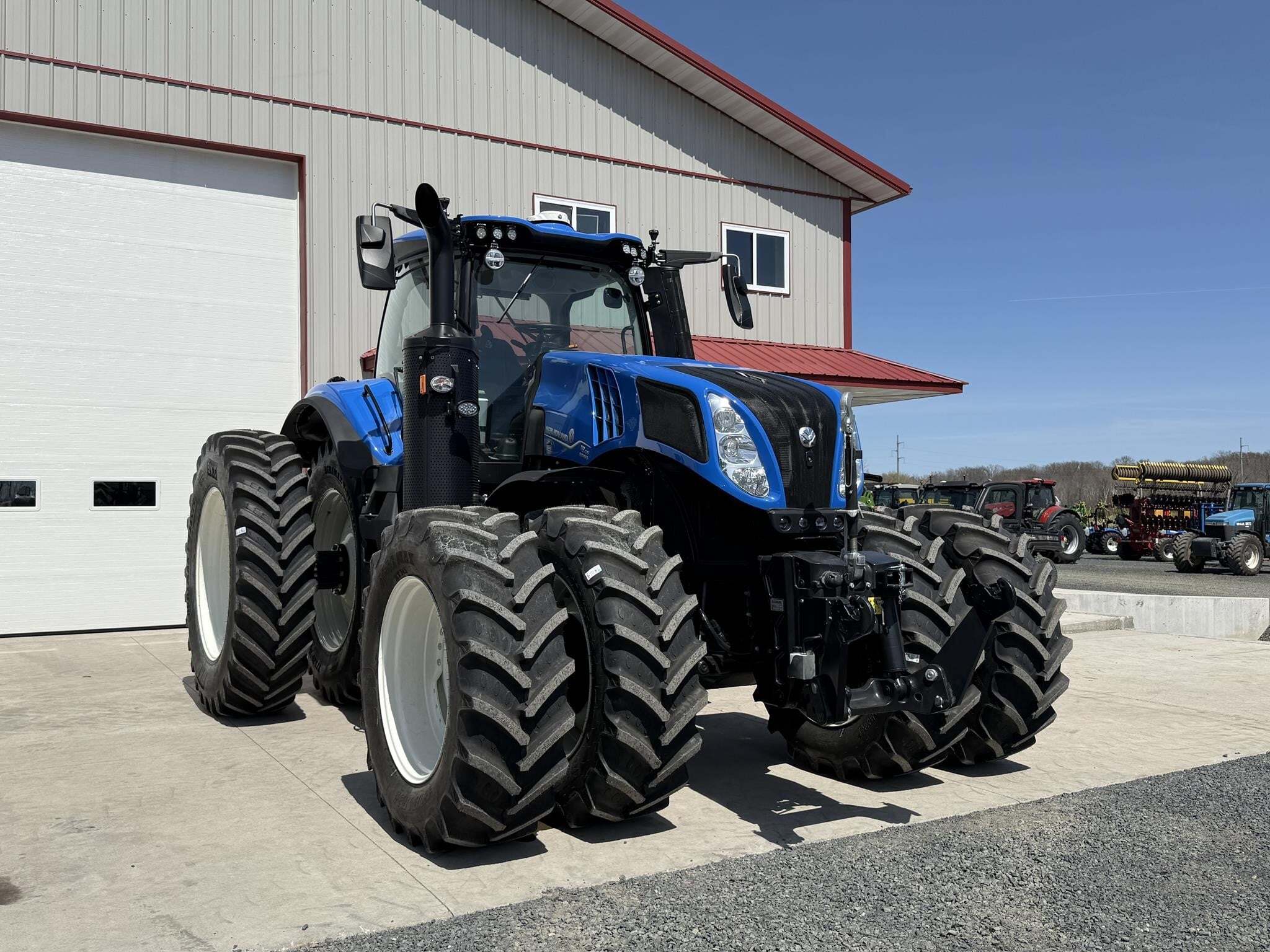 2024 New Holland T8.435 Tractor