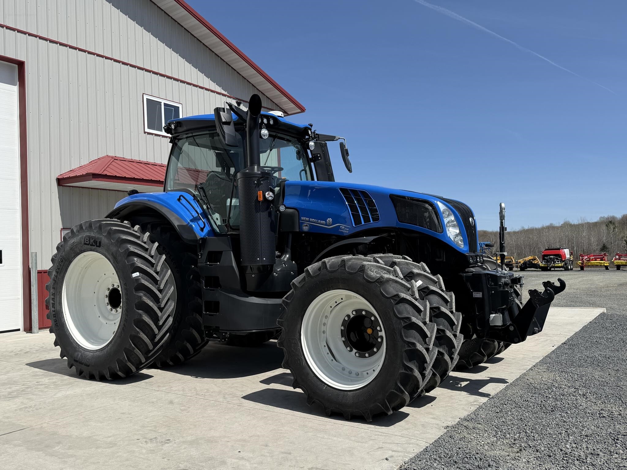 2024 New Holland T8.435 Tractor