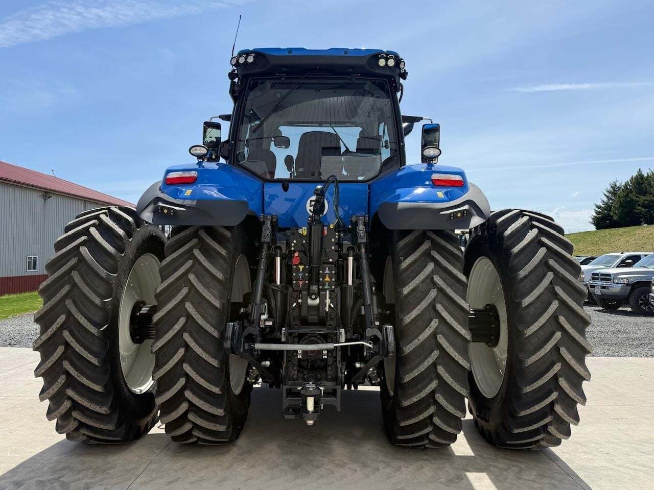 2024 New Holland T8.435 Tractor