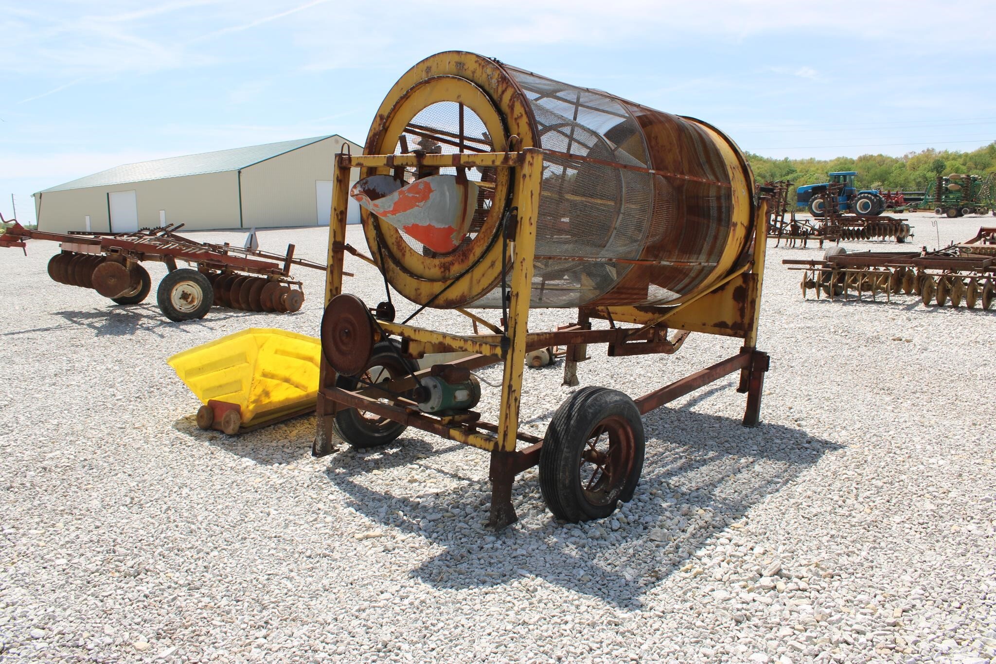  Snowco 3672 Grain Cleaner